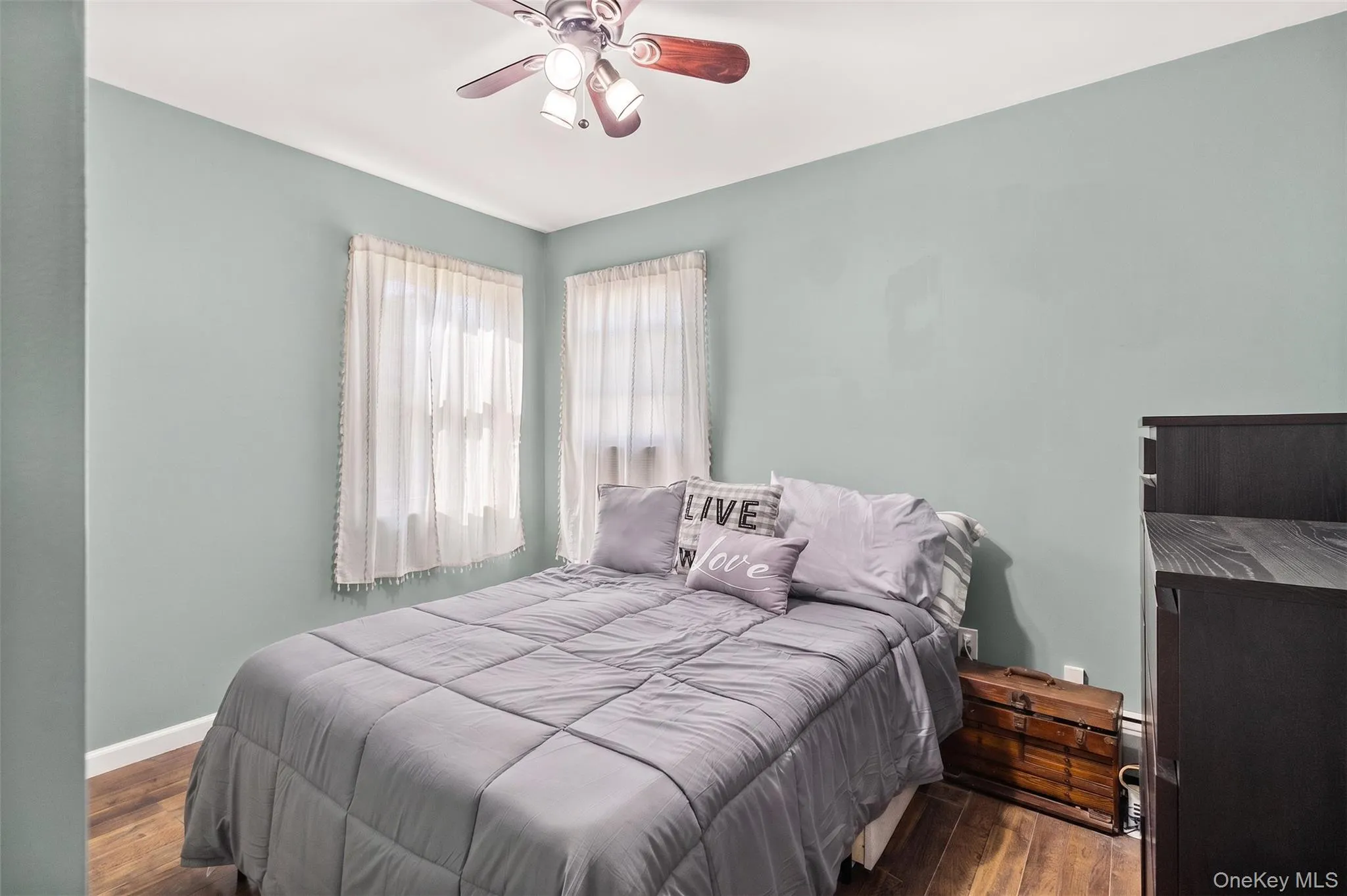 4 Erlwein Court, Oyster Bay, NY, 4 Bedrooms Bedrooms, 10 Rooms Rooms,2 BathroomsBathrooms,Residential,For Rent,Erlwein,0,984867 4 Erlwein Court, Oyster Bay, NY, 4 Bedrooms Bedrooms, 10 Rooms Rooms,2 BathroomsBathrooms,Residential,For Rent,Erlwein,0,984867