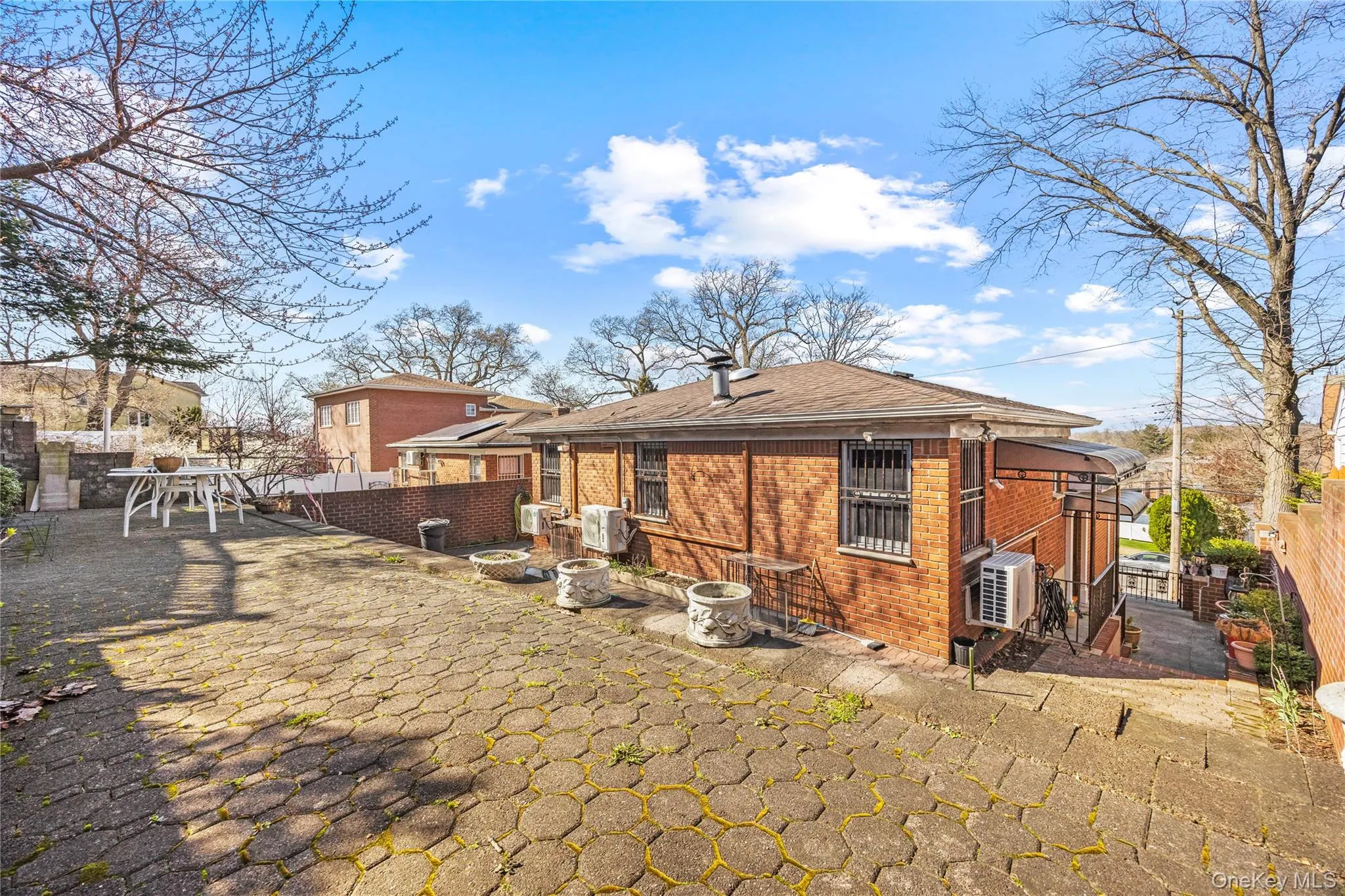 45-76 Browvale Lane, New York, NY, 3 Bedrooms Bedrooms, 8 Rooms Rooms,3 BathroomsBathrooms,Residential Lease,For Rent,Browvale,0,984868 45-76 Browvale Lane, New York, NY, 3 Bedrooms Bedrooms, 8 Rooms Rooms,3 BathroomsBathrooms,Residential Lease,For Rent,Browvale,0,984868