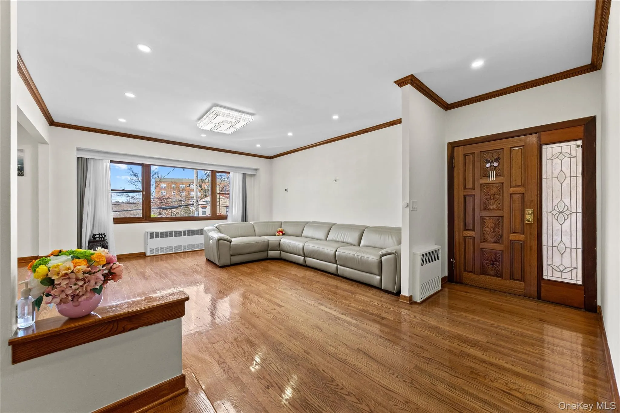 45-76 Browvale Lane, New York, NY, 3 Bedrooms Bedrooms, 8 Rooms Rooms,3 BathroomsBathrooms,Residential Lease,For Rent,Browvale,0,984868 45-76 Browvale Lane, New York, NY, 3 Bedrooms Bedrooms, 8 Rooms Rooms,3 BathroomsBathrooms,Residential Lease,For Rent,Browvale,0,984868