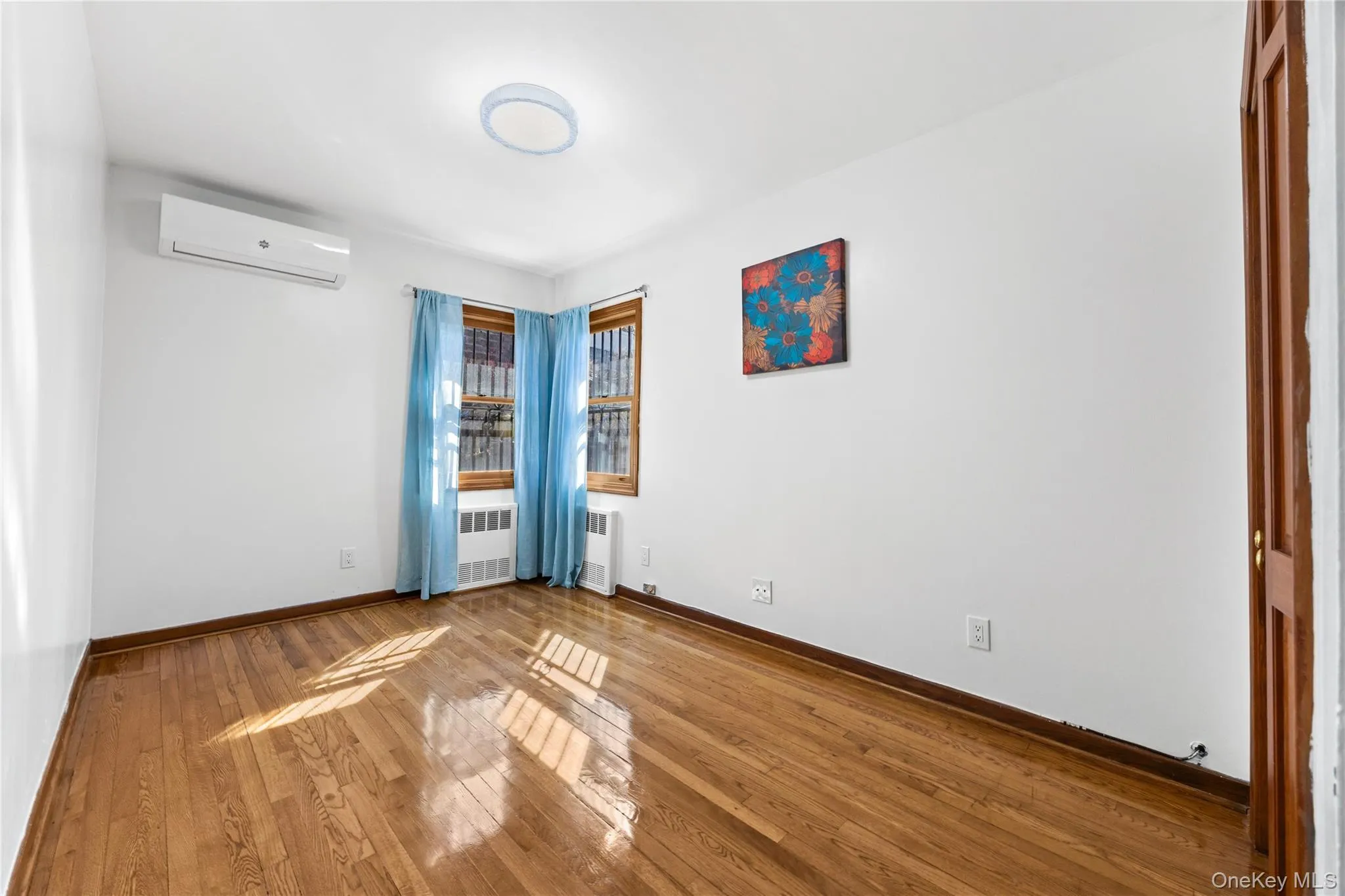 45-76 Browvale Lane, New York, NY, 3 Bedrooms Bedrooms, 8 Rooms Rooms,3 BathroomsBathrooms,Residential Lease,For Rent,Browvale,0,984868 45-76 Browvale Lane, New York, NY, 3 Bedrooms Bedrooms, 8 Rooms Rooms,3 BathroomsBathrooms,Residential Lease,For Rent,Browvale,0,984868