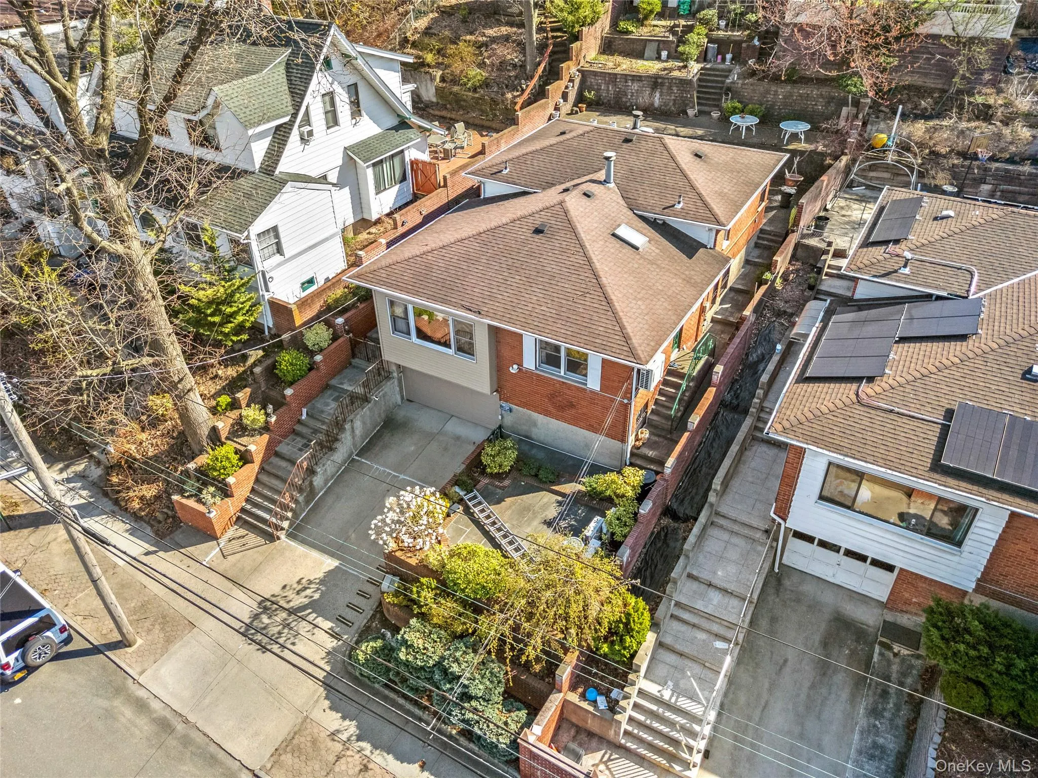 45-76 Browvale Lane, New York, NY, 3 Bedrooms Bedrooms, 8 Rooms Rooms,3 BathroomsBathrooms,Residential Lease,For Rent,Browvale,0,984868 45-76 Browvale Lane, New York, NY, 3 Bedrooms Bedrooms, 8 Rooms Rooms,3 BathroomsBathrooms,Residential Lease,For Rent,Browvale,0,984868