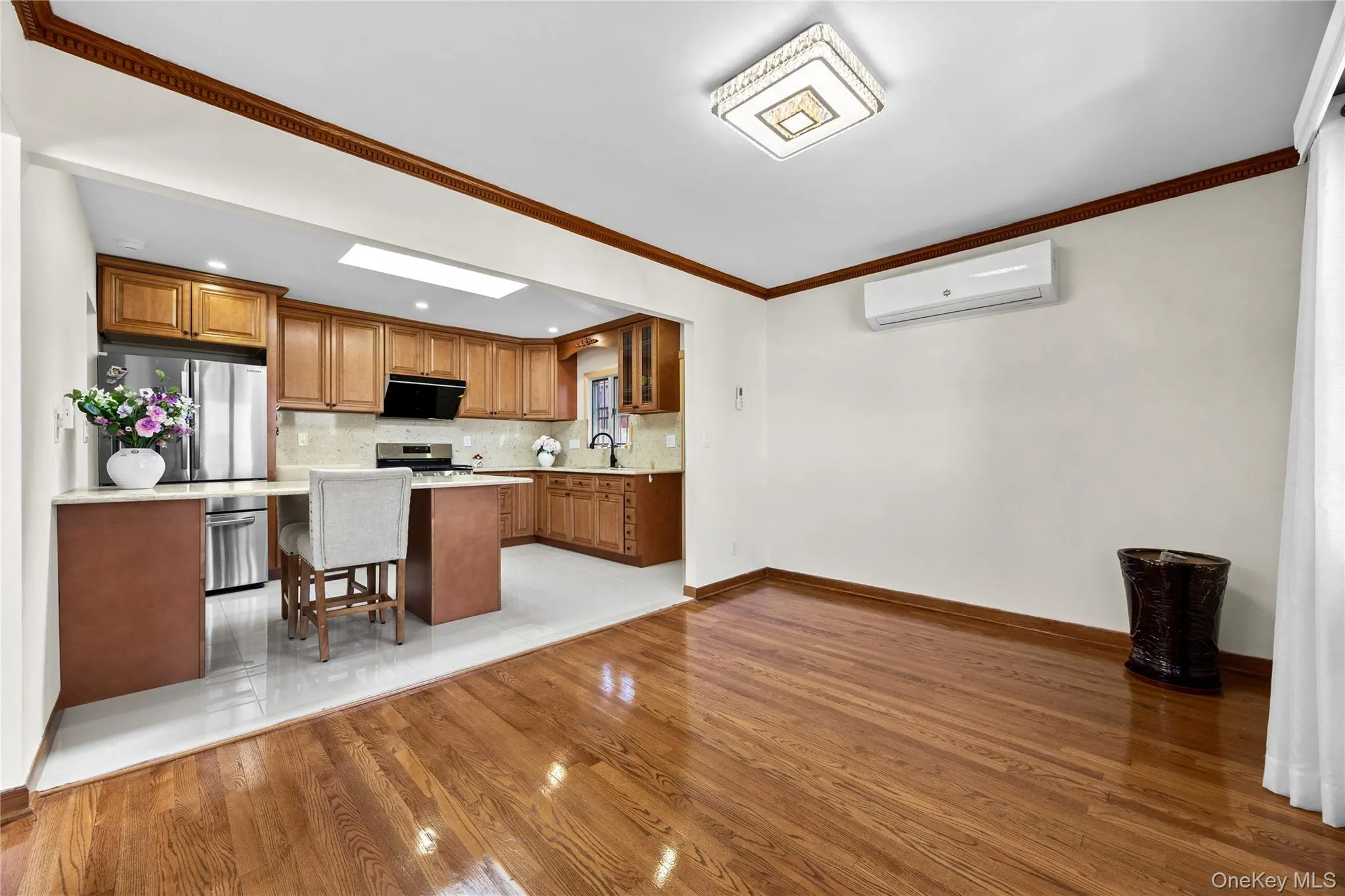 45-76 Browvale Lane, New York, NY, 3 Bedrooms Bedrooms, 8 Rooms Rooms,3 BathroomsBathrooms,Residential Lease,For Rent,Browvale,0,984868 45-76 Browvale Lane, New York, NY, 3 Bedrooms Bedrooms, 8 Rooms Rooms,3 BathroomsBathrooms,Residential Lease,For Rent,Browvale,0,984868
