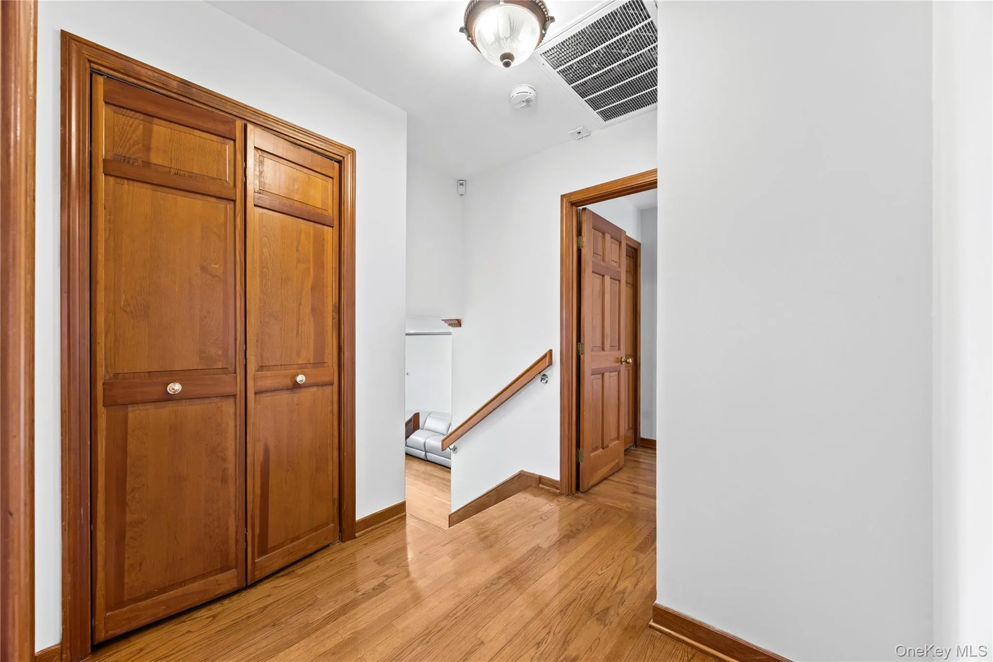 45-76 Browvale Lane, New York, NY, 3 Bedrooms Bedrooms, 8 Rooms Rooms,3 BathroomsBathrooms,Residential Lease,For Rent,Browvale,0,984868 45-76 Browvale Lane, New York, NY, 3 Bedrooms Bedrooms, 8 Rooms Rooms,3 BathroomsBathrooms,Residential Lease,For Rent,Browvale,0,984868