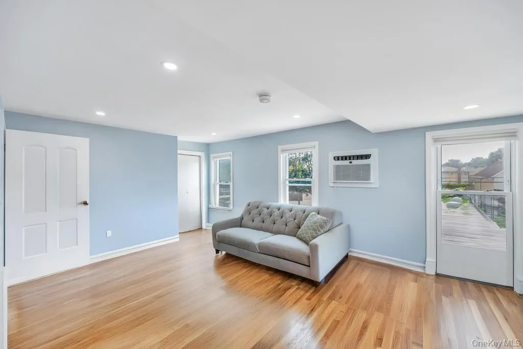 10 Harrison, Oyster Bay, NY, 2 Bedrooms Bedrooms, 5 Rooms Rooms,1 BathroomBathrooms,Residential Lease,For Rent,Harrison,0,984881 10 Harrison, Oyster Bay, NY, 2 Bedrooms Bedrooms, 5 Rooms Rooms,1 BathroomBathrooms,Residential Lease,For Rent,Harrison,0,984881