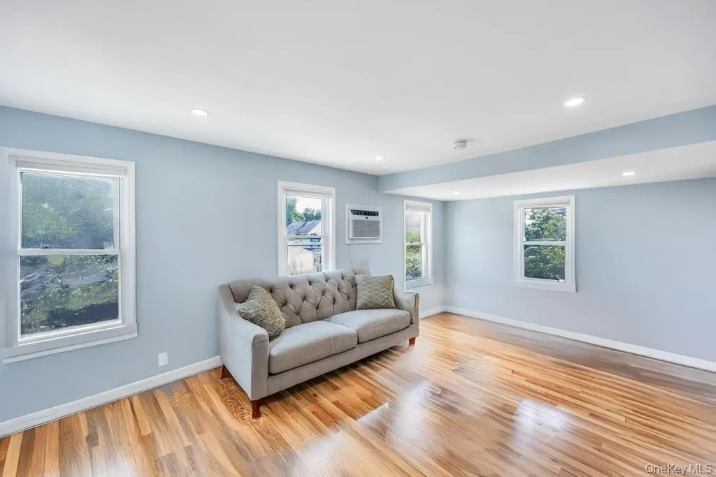 10 Harrison, Oyster Bay, NY, 2 Bedrooms Bedrooms, 5 Rooms Rooms,1 BathroomBathrooms,Residential Lease,For Rent,Harrison,0,984881 10 Harrison, Oyster Bay, NY, 2 Bedrooms Bedrooms, 5 Rooms Rooms,1 BathroomBathrooms,Residential Lease,For Rent,Harrison,0,984881