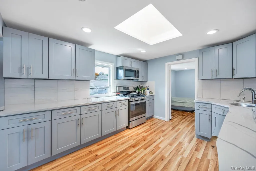 10 Harrison, Oyster Bay, NY, 2 Bedrooms Bedrooms, 5 Rooms Rooms,1 BathroomBathrooms,Residential Lease,For Rent,Harrison,0,984881 10 Harrison, Oyster Bay, NY, 2 Bedrooms Bedrooms, 5 Rooms Rooms,1 BathroomBathrooms,Residential Lease,For Rent,Harrison,0,984881