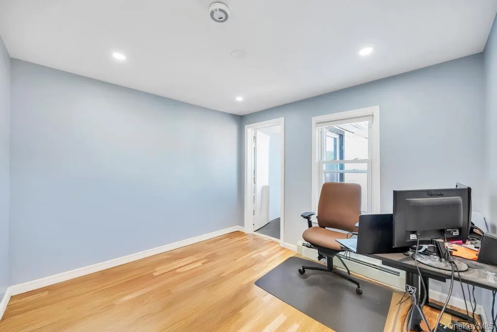 10 Harrison, Oyster Bay, NY, 2 Bedrooms Bedrooms, 5 Rooms Rooms,1 BathroomBathrooms,Residential Lease,For Rent,Harrison,0,984881 10 Harrison, Oyster Bay, NY, 2 Bedrooms Bedrooms, 5 Rooms Rooms,1 BathroomBathrooms,Residential Lease,For Rent,Harrison,0,984881