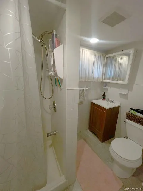 9030 Vanderveer Street, New York, NY, 3 Bedrooms Bedrooms, 6 Rooms Rooms,3 BathroomsBathrooms,Residential,For Rent,Vanderveer,0,984901 9030 Vanderveer Street, New York, NY, 3 Bedrooms Bedrooms, 6 Rooms Rooms,3 BathroomsBathrooms,Residential,For Rent,Vanderveer,0,984901