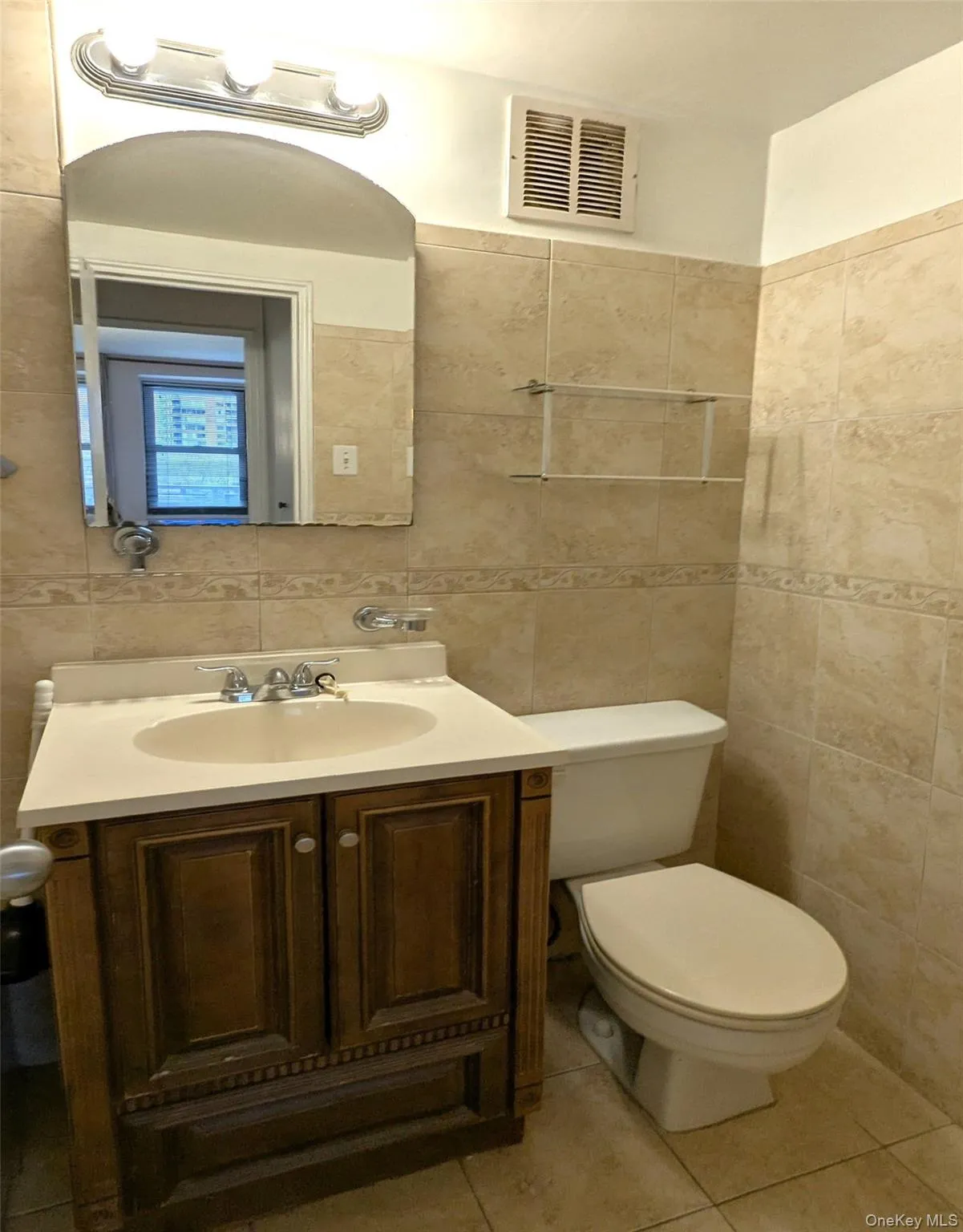 61-35 98 Street, New York, NY, 1 Bedroom Bedrooms, 4 Rooms Rooms,1 BathroomBathrooms,Residential Sale,For Rent,98,0,984918 61-35 98 Street, New York, NY, 1 Bedroom Bedrooms, 4 Rooms Rooms,1 BathroomBathrooms,Residential Sale,For Rent,98,0,984918