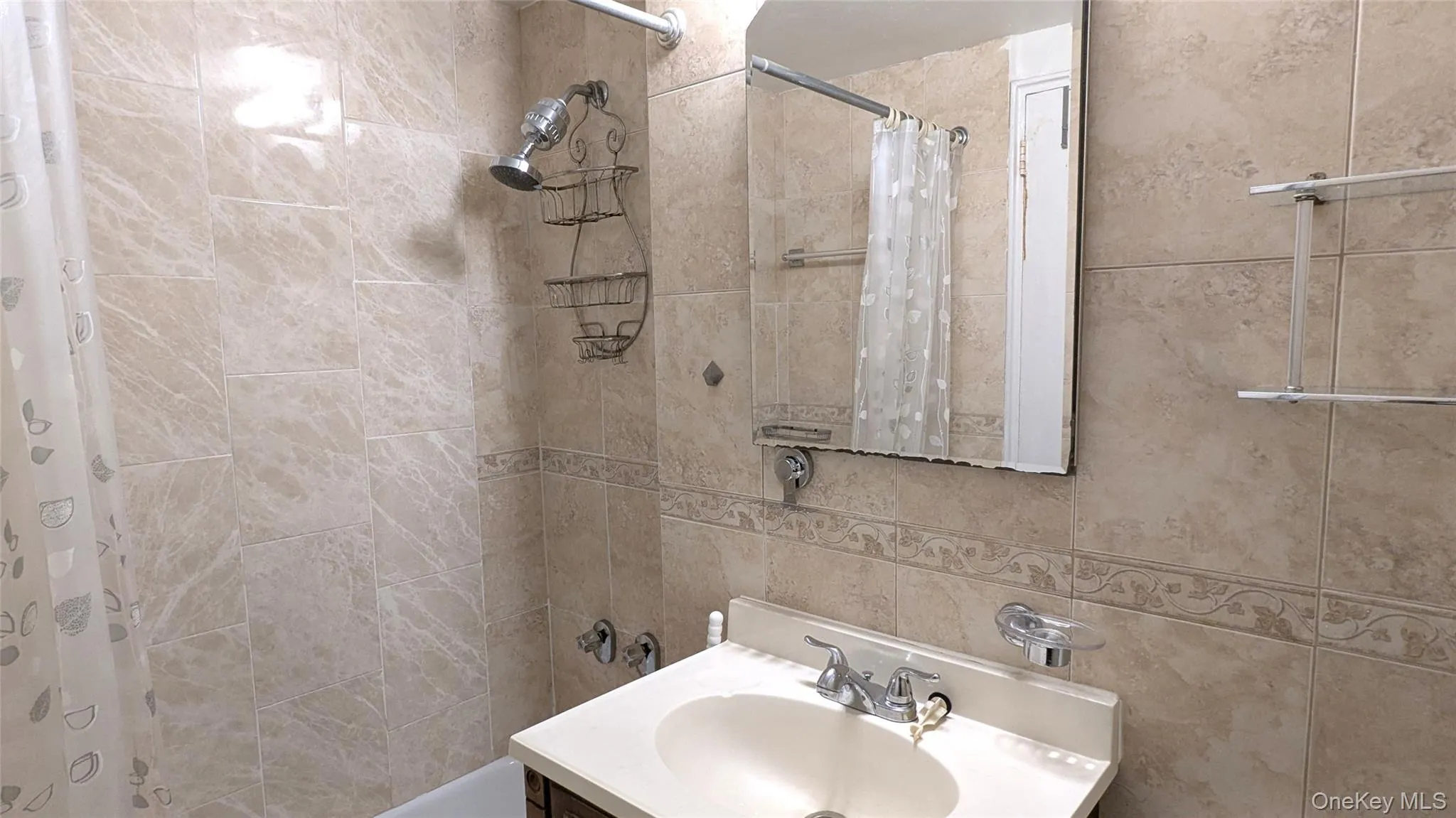 61-35 98 Street, New York, NY, 1 Bedroom Bedrooms, 4 Rooms Rooms,1 BathroomBathrooms,Residential Sale,For Rent,98,0,984918 61-35 98 Street, New York, NY, 1 Bedroom Bedrooms, 4 Rooms Rooms,1 BathroomBathrooms,Residential Sale,For Rent,98,0,984918