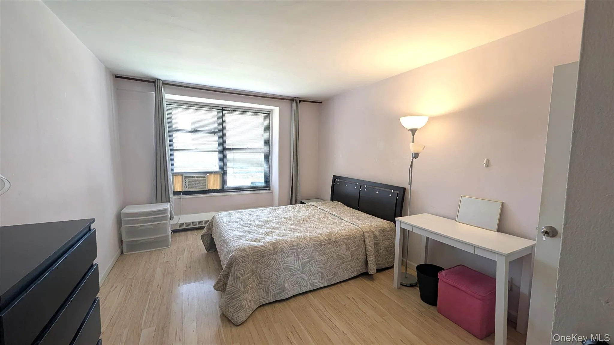 61-35 98 Street, New York, NY, 1 Bedroom Bedrooms, 4 Rooms Rooms,1 BathroomBathrooms,Residential Sale,For Rent,98,0,984918 61-35 98 Street, New York, NY, 1 Bedroom Bedrooms, 4 Rooms Rooms,1 BathroomBathrooms,Residential Sale,For Rent,98,0,984918