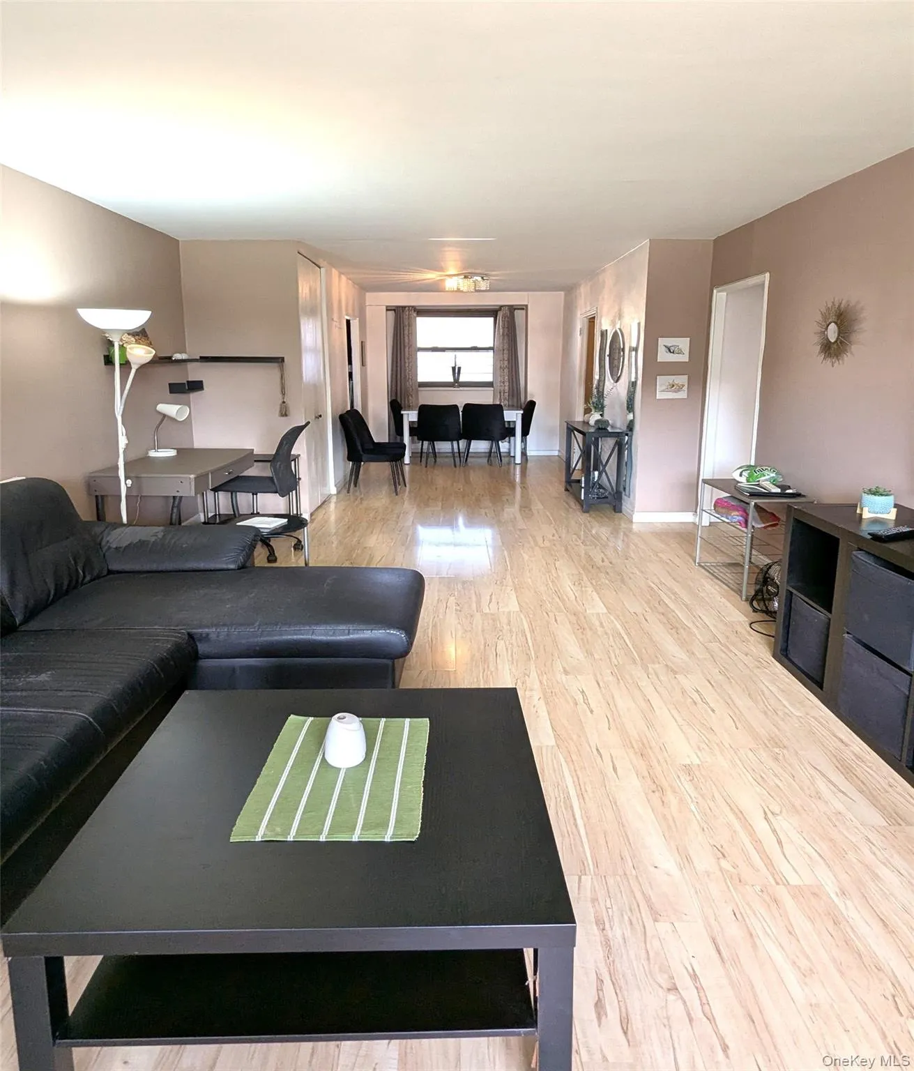 61-35 98 Street, New York, NY, 1 Bedroom Bedrooms, 4 Rooms Rooms,1 BathroomBathrooms,Residential Sale,For Rent,98,0,984918 61-35 98 Street, New York, NY, 1 Bedroom Bedrooms, 4 Rooms Rooms,1 BathroomBathrooms,Residential Sale,For Rent,98,0,984918