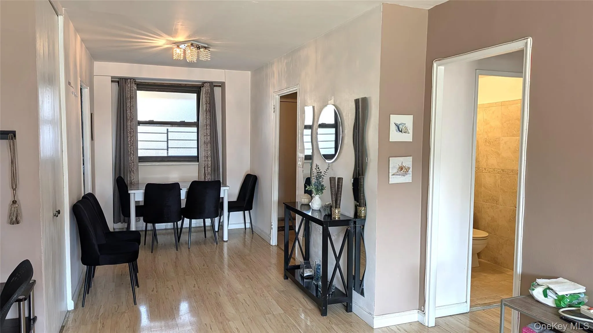 61-35 98 Street, New York, NY, 1 Bedroom Bedrooms, 4 Rooms Rooms,1 BathroomBathrooms,Residential Sale,For Rent,98,0,984918 61-35 98 Street, New York, NY, 1 Bedroom Bedrooms, 4 Rooms Rooms,1 BathroomBathrooms,Residential Sale,For Rent,98,0,984918