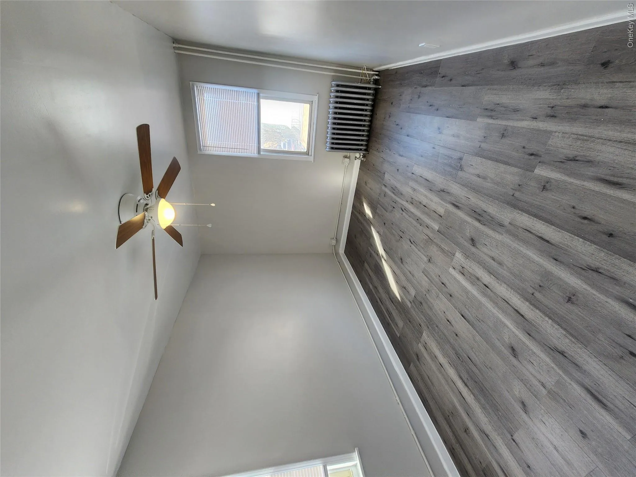 8203 Myrtle Avenue, New York, NY, 3 Bedrooms Bedrooms, 5 Rooms Rooms,1 BathroomBathrooms,Residential Lease,For Rent,Myrtle,0,984940 8203 Myrtle Avenue, New York, NY, 3 Bedrooms Bedrooms, 5 Rooms Rooms,1 BathroomBathrooms,Residential Lease,For Rent,Myrtle,0,984940