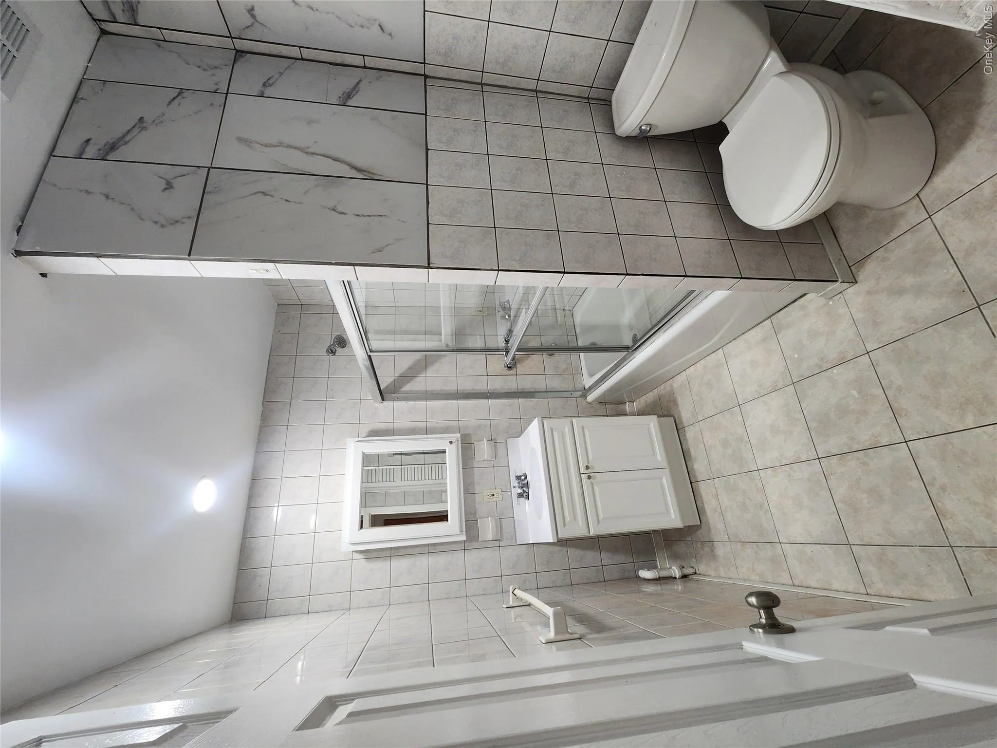 8203 Myrtle Avenue, New York, NY, 3 Bedrooms Bedrooms, 5 Rooms Rooms,1 BathroomBathrooms,Residential Lease,For Rent,Myrtle,0,984940 8203 Myrtle Avenue, New York, NY, 3 Bedrooms Bedrooms, 5 Rooms Rooms,1 BathroomBathrooms,Residential Lease,For Rent,Myrtle,0,984940