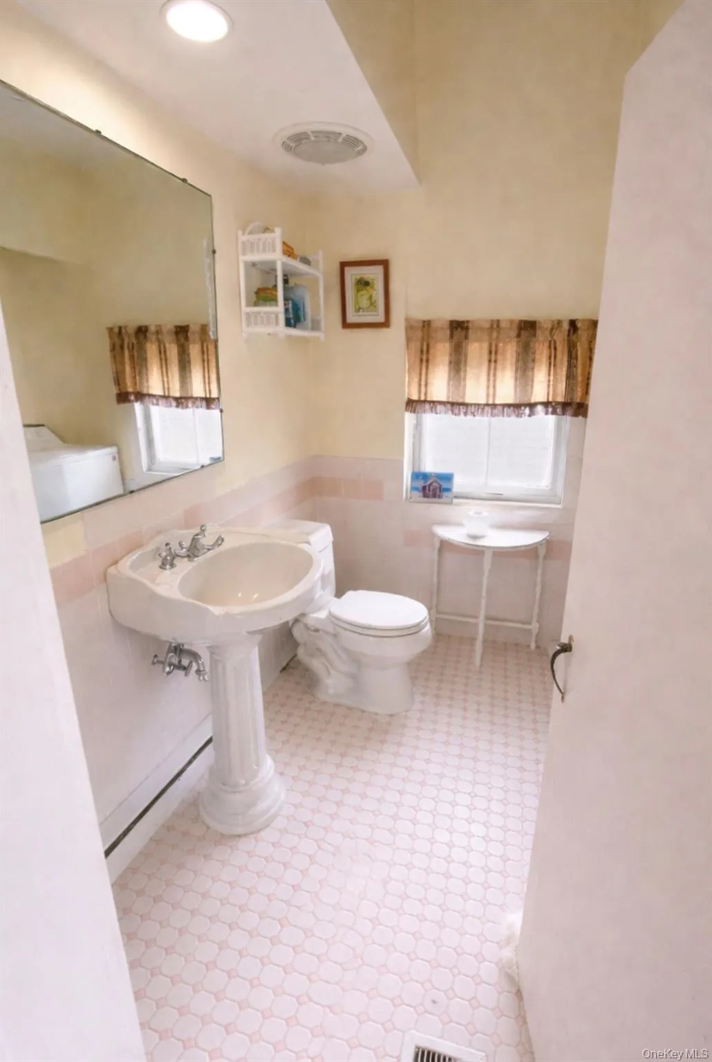 542 Mitchell Hollow Road, Windham, NY, 3 Bedrooms Bedrooms, 5 Rooms Rooms,1 BathroomBathrooms,Residential Sale,For Rent,Mitchell Hollow,0,984941 542 Mitchell Hollow Road, Windham, NY, 3 Bedrooms Bedrooms, 5 Rooms Rooms,1 BathroomBathrooms,Residential Sale,For Rent,Mitchell Hollow,0,984941