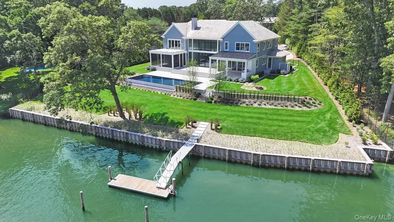 15 Old Point Road, Southampton, NY, 7 Bedrooms Bedrooms, 18 Rooms Rooms,6 BathroomsBathrooms,Residential,For Rent,Old Point,0,984952 15 Old Point Road, Southampton, NY, 7 Bedrooms Bedrooms, 18 Rooms Rooms,6 BathroomsBathrooms,Residential,For Rent,Old Point,0,984952