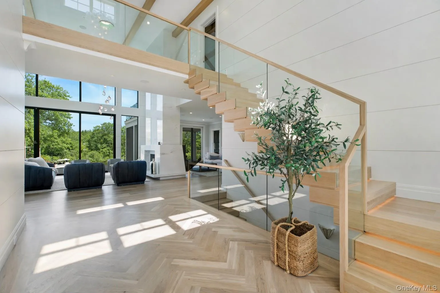 15 Old Point Road, Southampton, NY, 7 Bedrooms Bedrooms, 18 Rooms Rooms,6 BathroomsBathrooms,Residential,For Rent,Old Point,0,984952 15 Old Point Road, Southampton, NY, 7 Bedrooms Bedrooms, 18 Rooms Rooms,6 BathroomsBathrooms,Residential,For Rent,Old Point,0,984952