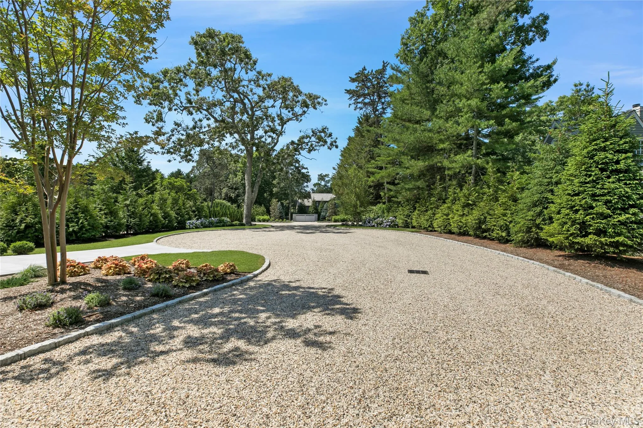 15 Old Point Road, Southampton, NY, 7 Bedrooms Bedrooms, 18 Rooms Rooms,6 BathroomsBathrooms,Residential,For Rent,Old Point,0,984952 15 Old Point Road, Southampton, NY, 7 Bedrooms Bedrooms, 18 Rooms Rooms,6 BathroomsBathrooms,Residential,For Rent,Old Point,0,984952
