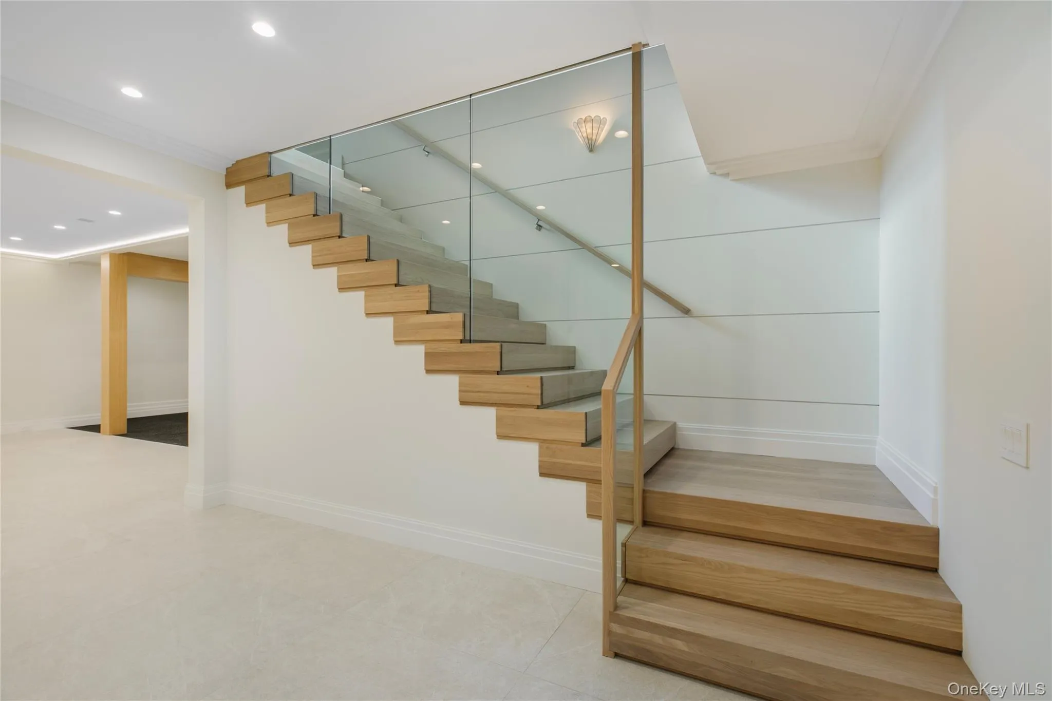 15 Old Point Road, Southampton, NY, 7 Bedrooms Bedrooms, 18 Rooms Rooms,6 BathroomsBathrooms,Residential,For Rent,Old Point,0,984952 15 Old Point Road, Southampton, NY, 7 Bedrooms Bedrooms, 18 Rooms Rooms,6 BathroomsBathrooms,Residential,For Rent,Old Point,0,984952