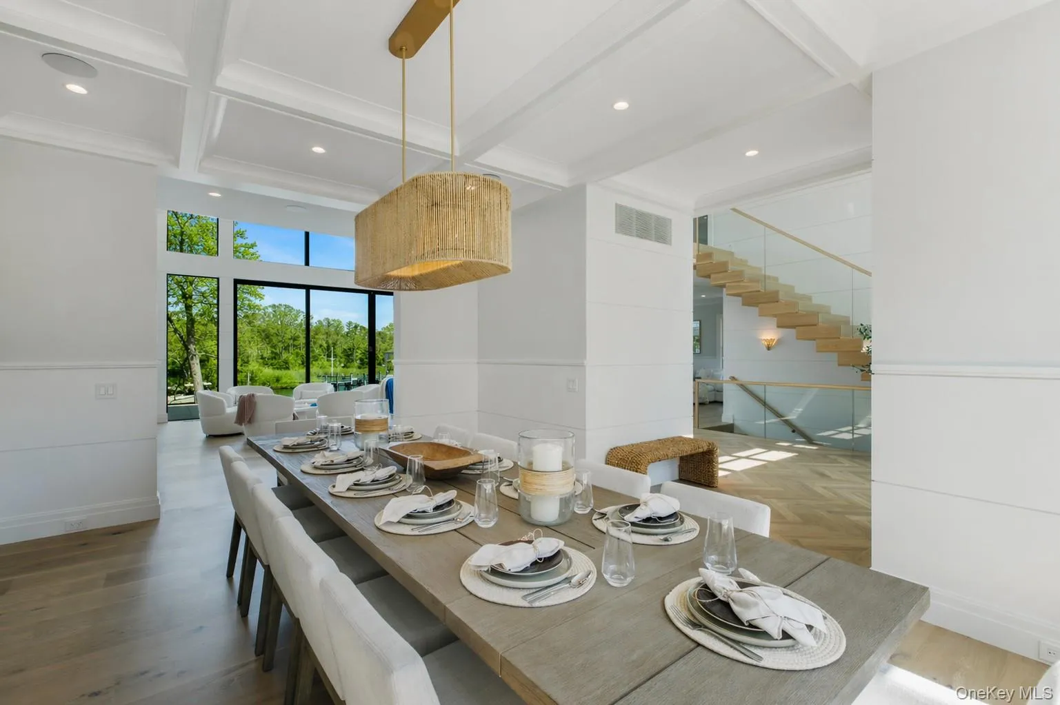 15 Old Point Road, Southampton, New York 11959