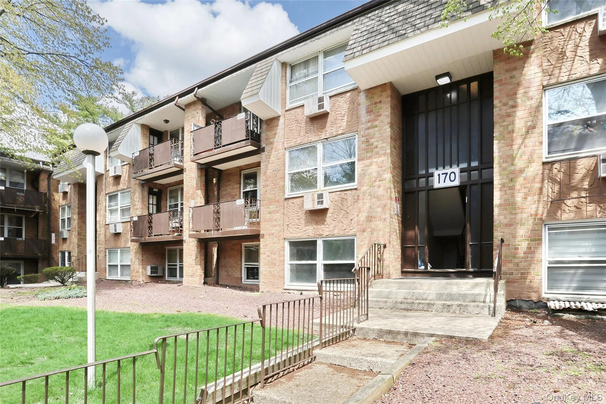 170 Kearsing Parkway, Ramapo, NY, 2 Bedrooms Bedrooms, 4 Rooms Rooms,2 BathroomsBathrooms,Residential Sale,For Rent,Kearsing,0,984965 170 Kearsing Parkway, Ramapo, NY, 2 Bedrooms Bedrooms, 4 Rooms Rooms,2 BathroomsBathrooms,Residential Sale,For Rent,Kearsing,0,984965