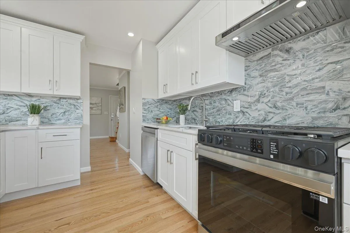 2726 Orchard Street, Hempstead, NY, 4 Bedrooms Bedrooms, 7 Rooms Rooms,3 BathroomsBathrooms,Residential,For Rent,Orchard,0,984982 2726 Orchard Street, Hempstead, NY, 4 Bedrooms Bedrooms, 7 Rooms Rooms,3 BathroomsBathrooms,Residential,For Rent,Orchard,0,984982