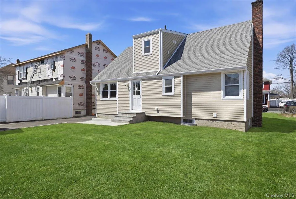 2726 Orchard Street, Hempstead, NY, 4 Bedrooms Bedrooms, 7 Rooms Rooms,3 BathroomsBathrooms,Residential,For Rent,Orchard,0,984982 2726 Orchard Street, Hempstead, NY, 4 Bedrooms Bedrooms, 7 Rooms Rooms,3 BathroomsBathrooms,Residential,For Rent,Orchard,0,984982