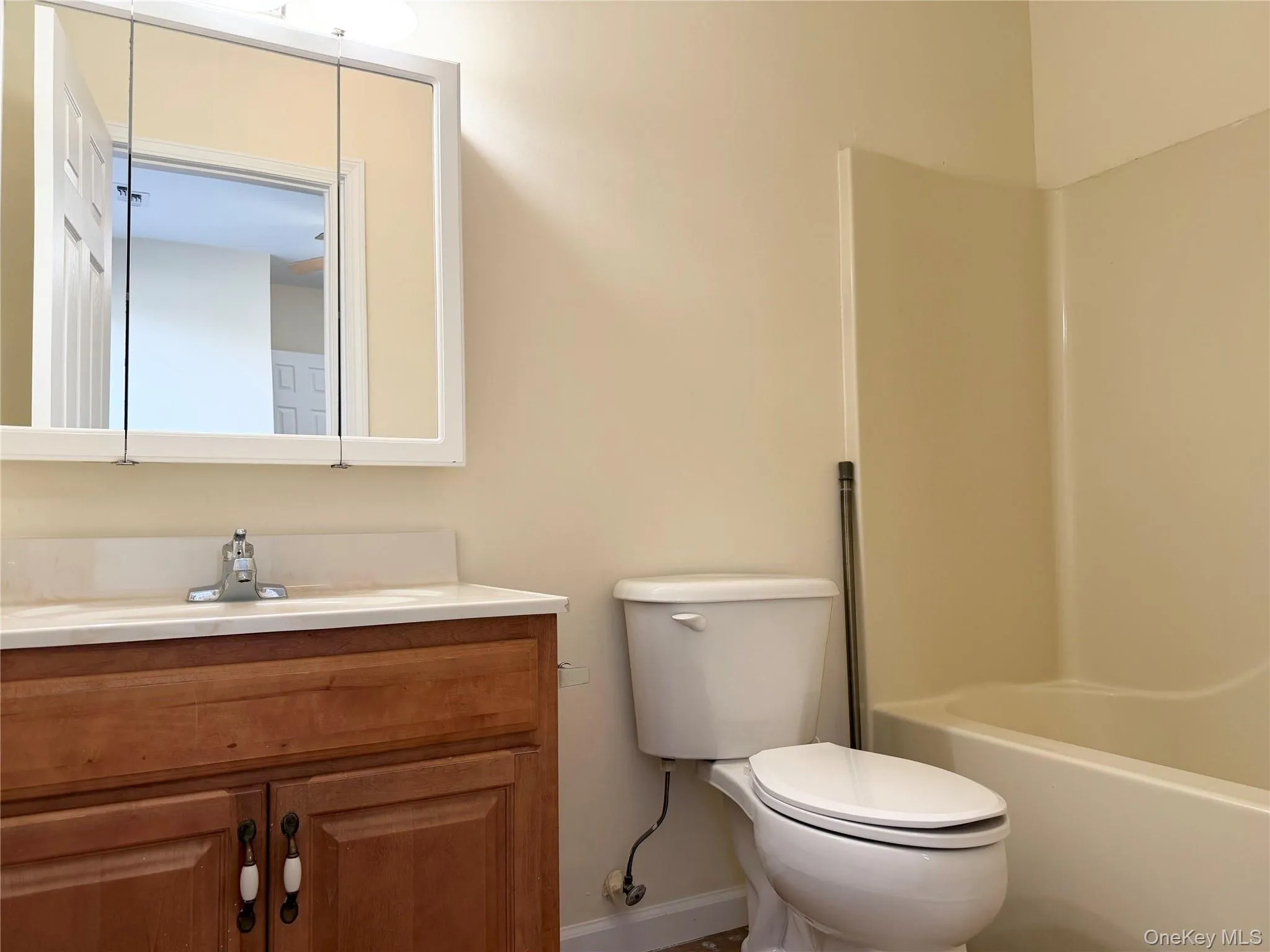 105 N Montgomery Street, Montgomery, NY, 2 Bedrooms Bedrooms, 6 Rooms Rooms,2 BathroomsBathrooms,Residential Lease,For Rent,N Montgomery,0,984984 105 N Montgomery Street, Montgomery, NY, 2 Bedrooms Bedrooms, 6 Rooms Rooms,2 BathroomsBathrooms,Residential Lease,For Rent,N Montgomery,0,984984