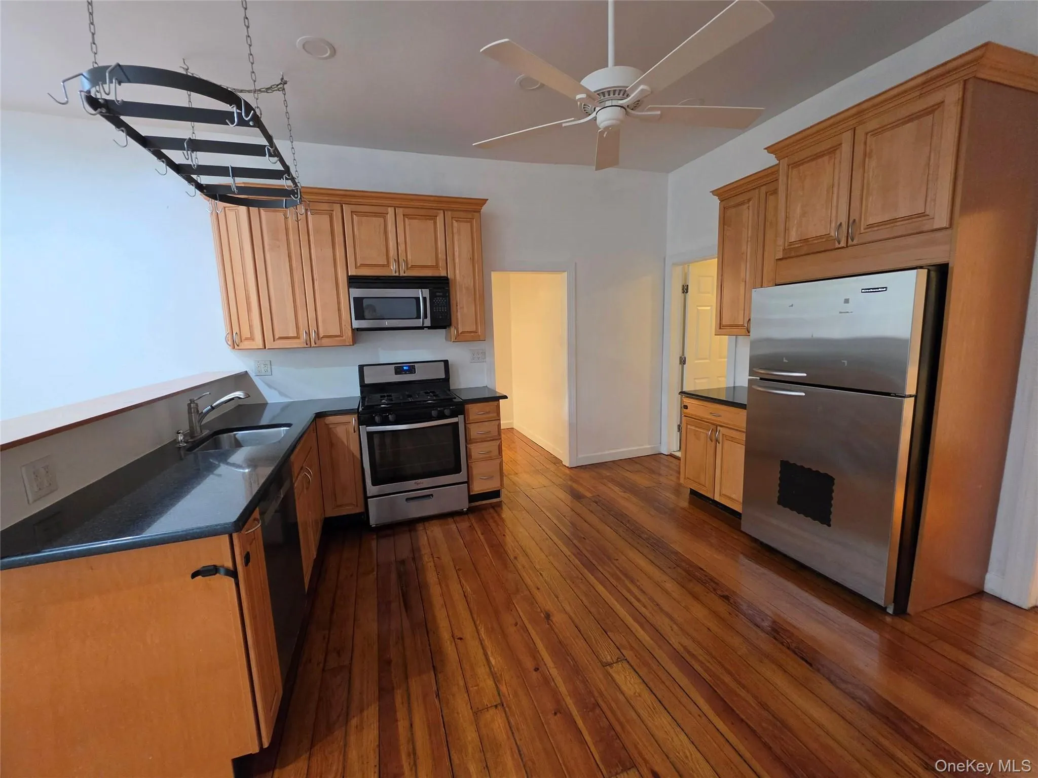 60 Main Street, Orangetown, NY, 2 Bedrooms Bedrooms, 6 Rooms Rooms,1 BathroomBathrooms,Residential Lease,For Rent,Main,0,985003 60 Main Street, Orangetown, NY, 2 Bedrooms Bedrooms, 6 Rooms Rooms,1 BathroomBathrooms,Residential Lease,For Rent,Main,0,985003