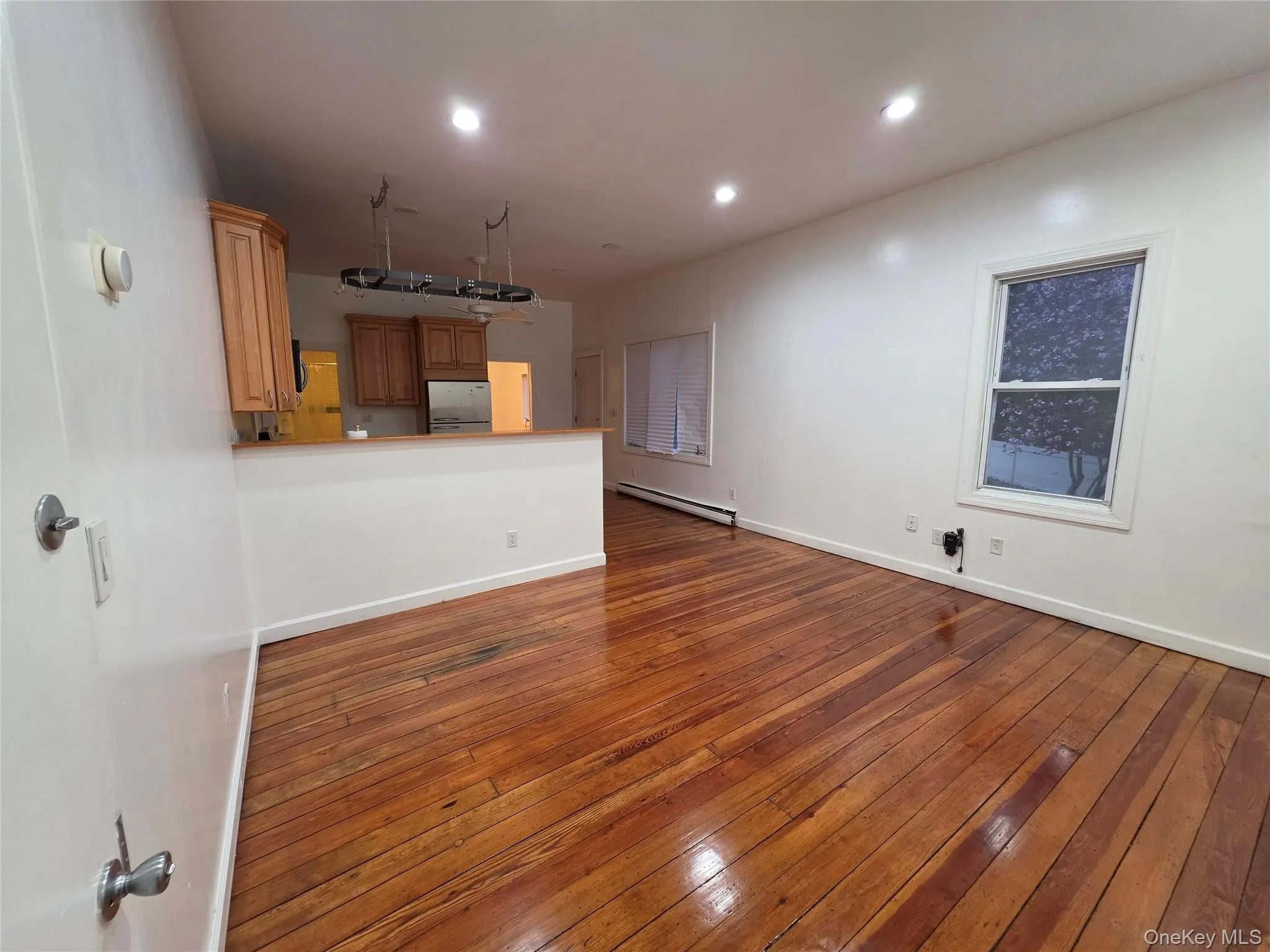 60 Main Street, Orangetown, NY, 2 Bedrooms Bedrooms, 6 Rooms Rooms,1 BathroomBathrooms,Residential Lease,For Rent,Main,0,985003 60 Main Street, Orangetown, NY, 2 Bedrooms Bedrooms, 6 Rooms Rooms,1 BathroomBathrooms,Residential Lease,For Rent,Main,0,985003