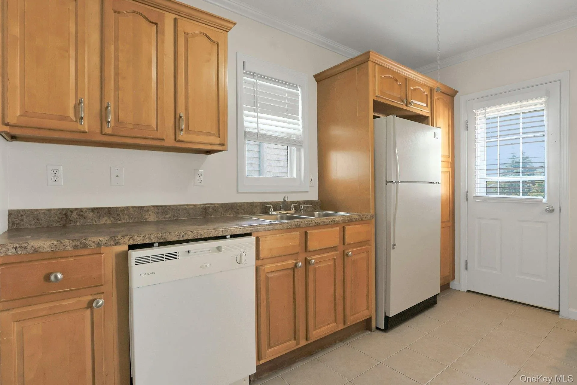 24 Firth Street, Cornwall, NY, 3 Bedrooms Bedrooms, 6 Rooms Rooms,1 BathroomBathrooms,Residential Lease,For Rent,Firth,0,985004 24 Firth Street, Cornwall, NY, 3 Bedrooms Bedrooms, 6 Rooms Rooms,1 BathroomBathrooms,Residential Lease,For Rent,Firth,0,985004