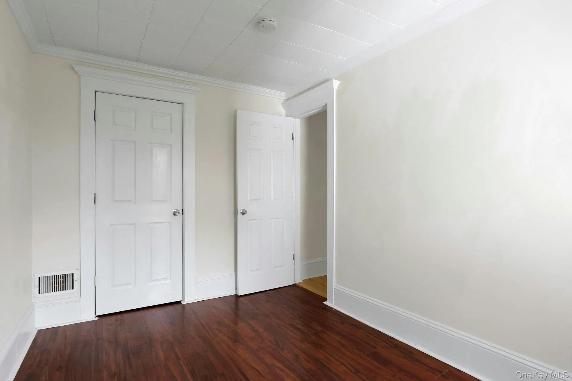 24 Firth Street, Cornwall, NY, 3 Bedrooms Bedrooms, 6 Rooms Rooms,1 BathroomBathrooms,Residential Lease,For Rent,Firth,0,985004 24 Firth Street, Cornwall, NY, 3 Bedrooms Bedrooms, 6 Rooms Rooms,1 BathroomBathrooms,Residential Lease,For Rent,Firth,0,985004
