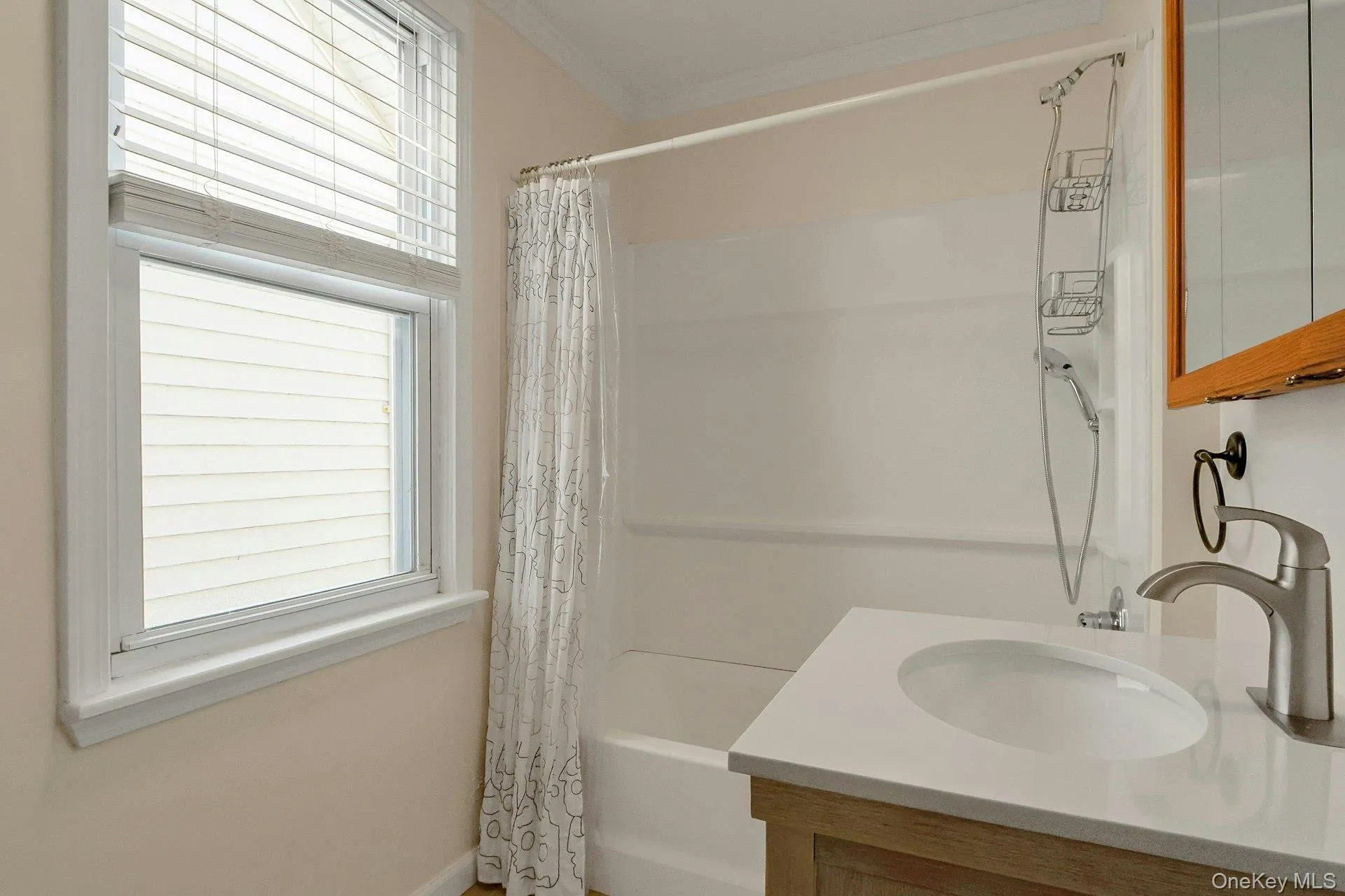 24 Firth Street, Cornwall, NY, 3 Bedrooms Bedrooms, 6 Rooms Rooms,1 BathroomBathrooms,Residential Lease,For Rent,Firth,0,985004 24 Firth Street, Cornwall, NY, 3 Bedrooms Bedrooms, 6 Rooms Rooms,1 BathroomBathrooms,Residential Lease,For Rent,Firth,0,985004