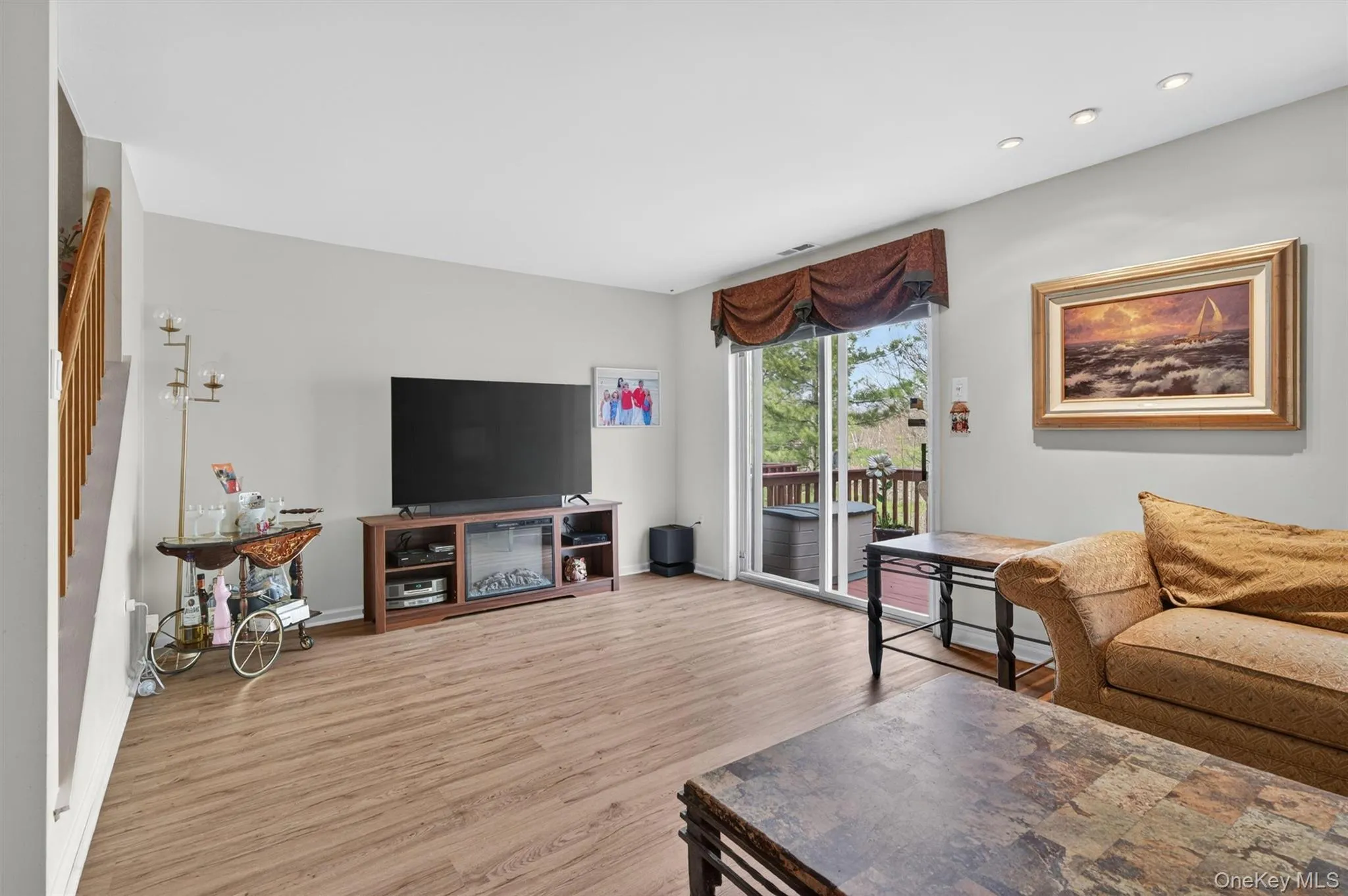 28 Lois Lane, Monroe, NY, 3 Bedrooms Bedrooms, 6 Rooms Rooms,2 BathroomsBathrooms,Residential,For Rent,Lois,0,985005 28 Lois Lane, Monroe, NY, 3 Bedrooms Bedrooms, 6 Rooms Rooms,2 BathroomsBathrooms,Residential,For Rent,Lois,0,985005