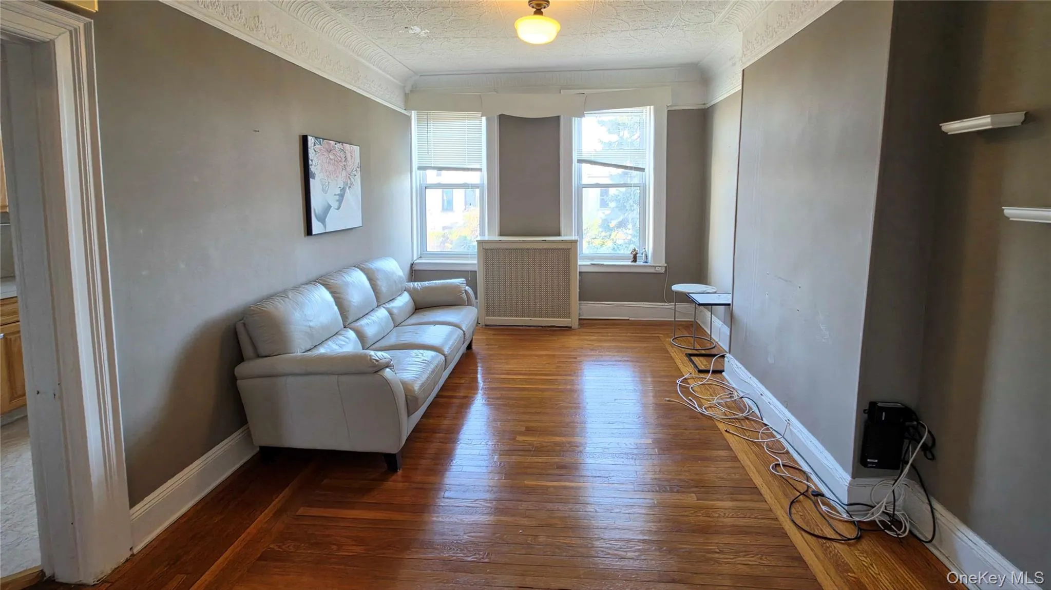 60-24 70th Avenue, New York, NY, 3 Bedrooms Bedrooms, 6 Rooms Rooms,1 BathroomBathrooms,Residential Lease,For Rent,70th,0,985047 60-24 70th Avenue, New York, NY, 3 Bedrooms Bedrooms, 6 Rooms Rooms,1 BathroomBathrooms,Residential Lease,For Rent,70th,0,985047