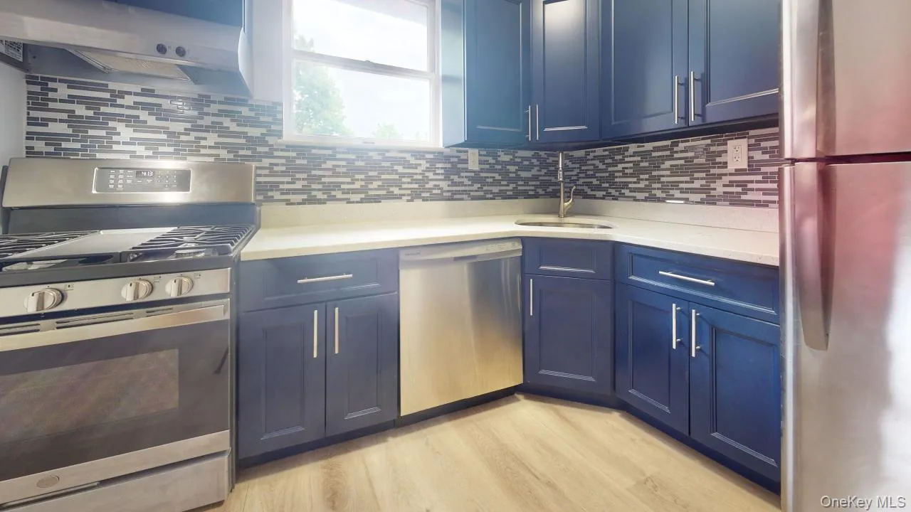 85-18 Lefferts Boulevard, New York, NY, 1 Bedroom Bedrooms, 3 Rooms Rooms,1 BathroomBathrooms,Residential Lease,For Rent,Lefferts,0,985051 85-18 Lefferts Boulevard, New York, NY, 1 Bedroom Bedrooms, 3 Rooms Rooms,1 BathroomBathrooms,Residential Lease,For Rent,Lefferts,0,985051