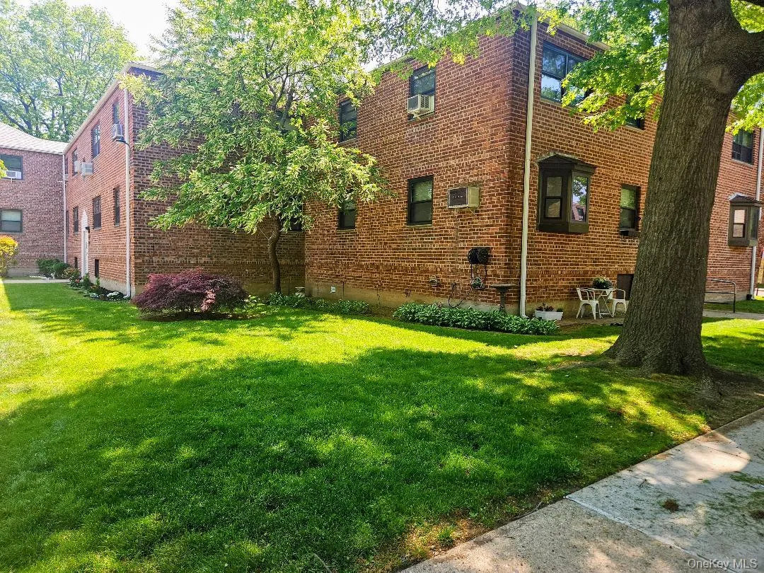 156-29 80th Street, New York, NY, 1 Bedroom Bedrooms, 3 Rooms Rooms,1 BathroomBathrooms,Residential,For Rent,80th,0,985065 156-29 80th Street, New York, NY, 1 Bedroom Bedrooms, 3 Rooms Rooms,1 BathroomBathrooms,Residential,For Rent,80th,0,985065