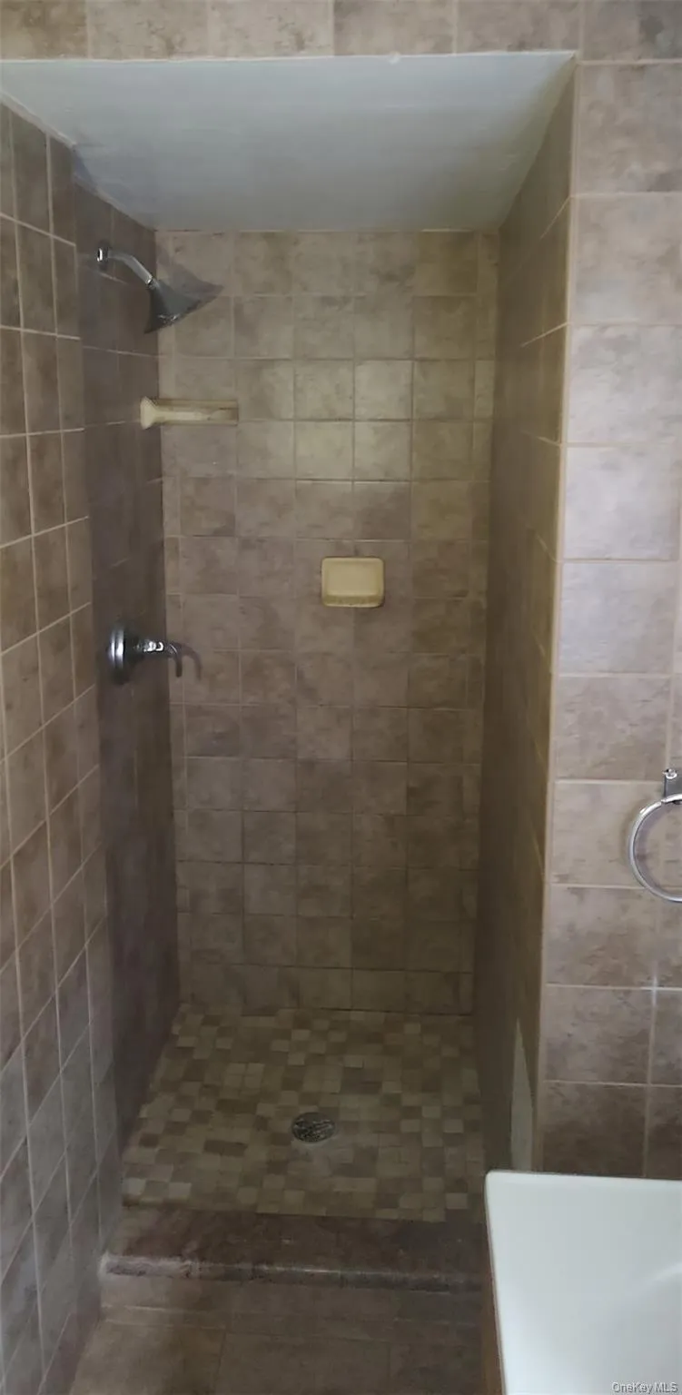 162 5th Avenue, Islip, NY, 2 Bedrooms Bedrooms, 3 Rooms Rooms,1 BathroomBathrooms,Residential Lease,For Rent,5th,0,985090 162 5th Avenue, Islip, NY, 2 Bedrooms Bedrooms, 3 Rooms Rooms,1 BathroomBathrooms,Residential Lease,For Rent,5th,0,985090