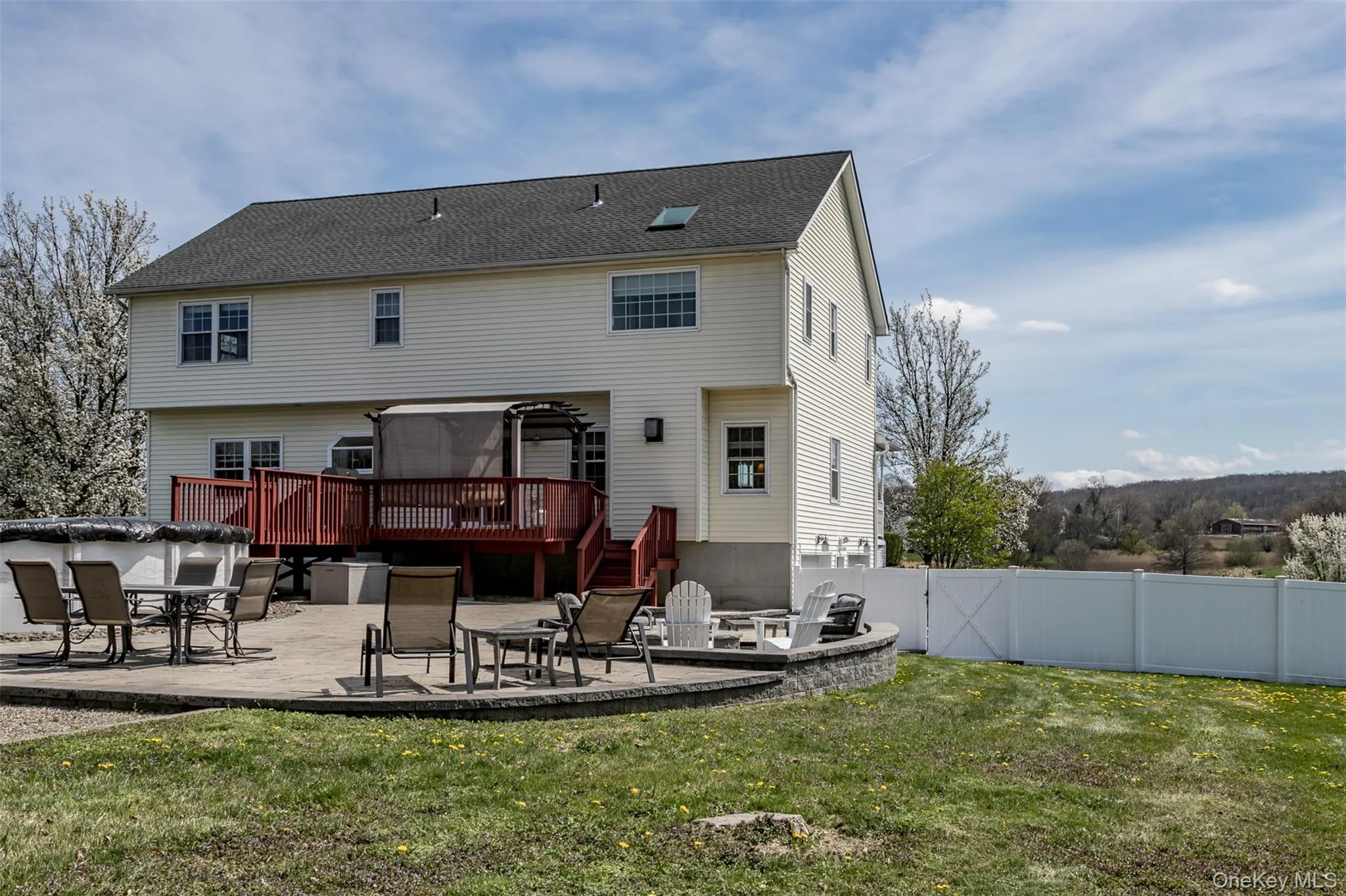 6 Cara Court, Goshen, NY, 4 Bedrooms Bedrooms, 12 Rooms Rooms,3 BathroomsBathrooms,Residential Sale,For Rent,Cara,0,985110 6 Cara Court, Goshen, NY, 4 Bedrooms Bedrooms, 12 Rooms Rooms,3 BathroomsBathrooms,Residential Sale,For Rent,Cara,0,985110