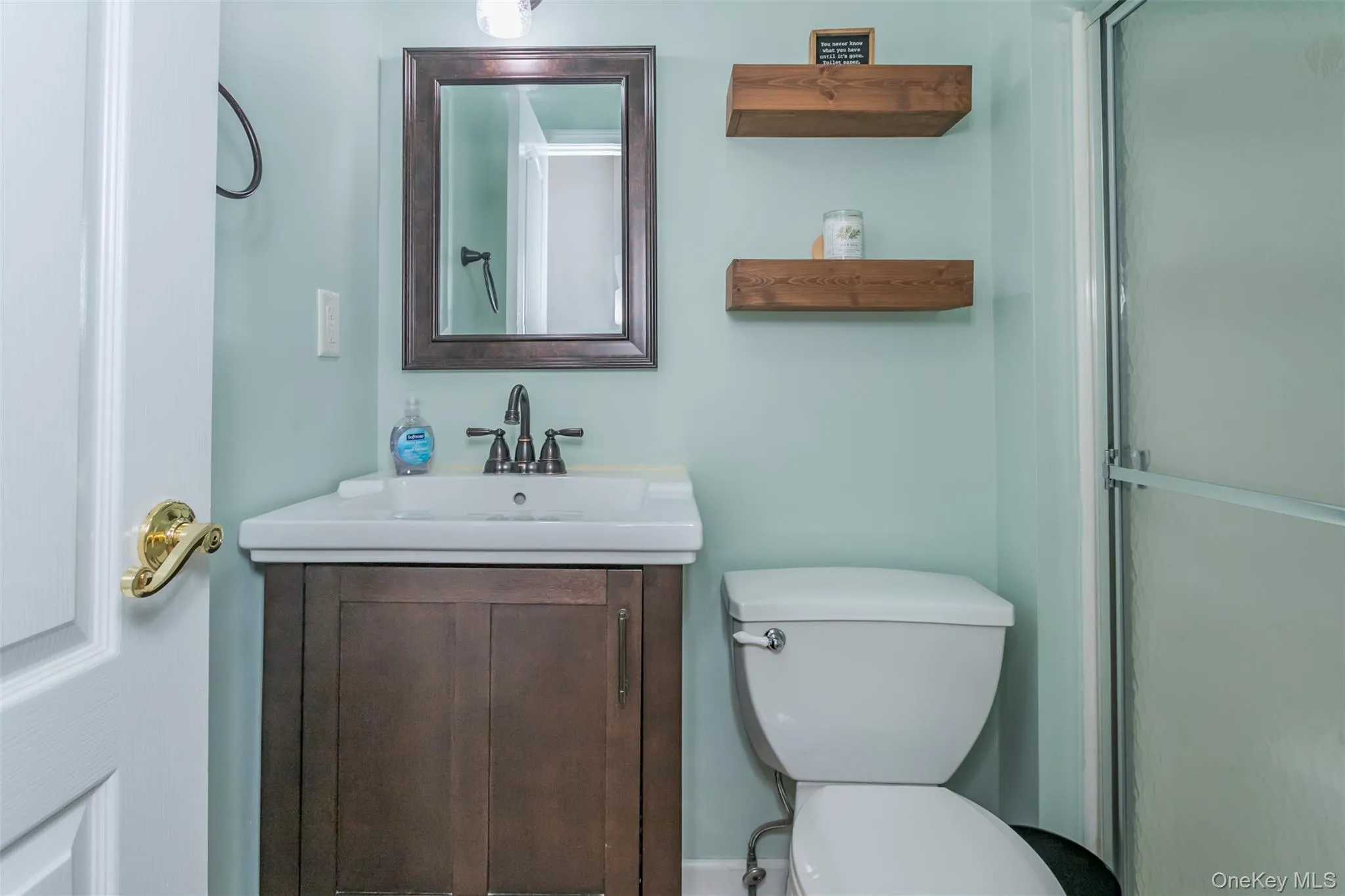 1st floor full bath 1st floor full bath