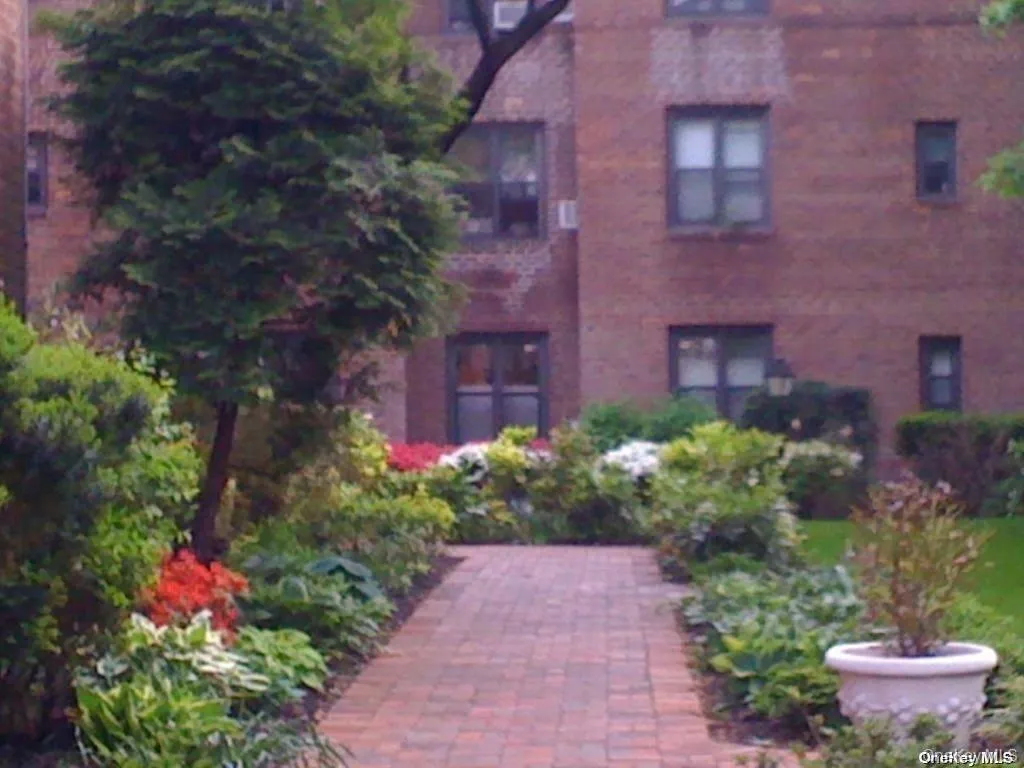 2 Town House Place, North Hempstead, NY, 1 Bedroom Bedrooms, 4 Rooms Rooms,1 BathroomBathrooms,Residential,For Rent,Town House,0,985138 2 Town House Place, North Hempstead, NY, 1 Bedroom Bedrooms, 4 Rooms Rooms,1 BathroomBathrooms,Residential,For Rent,Town House,0,985138