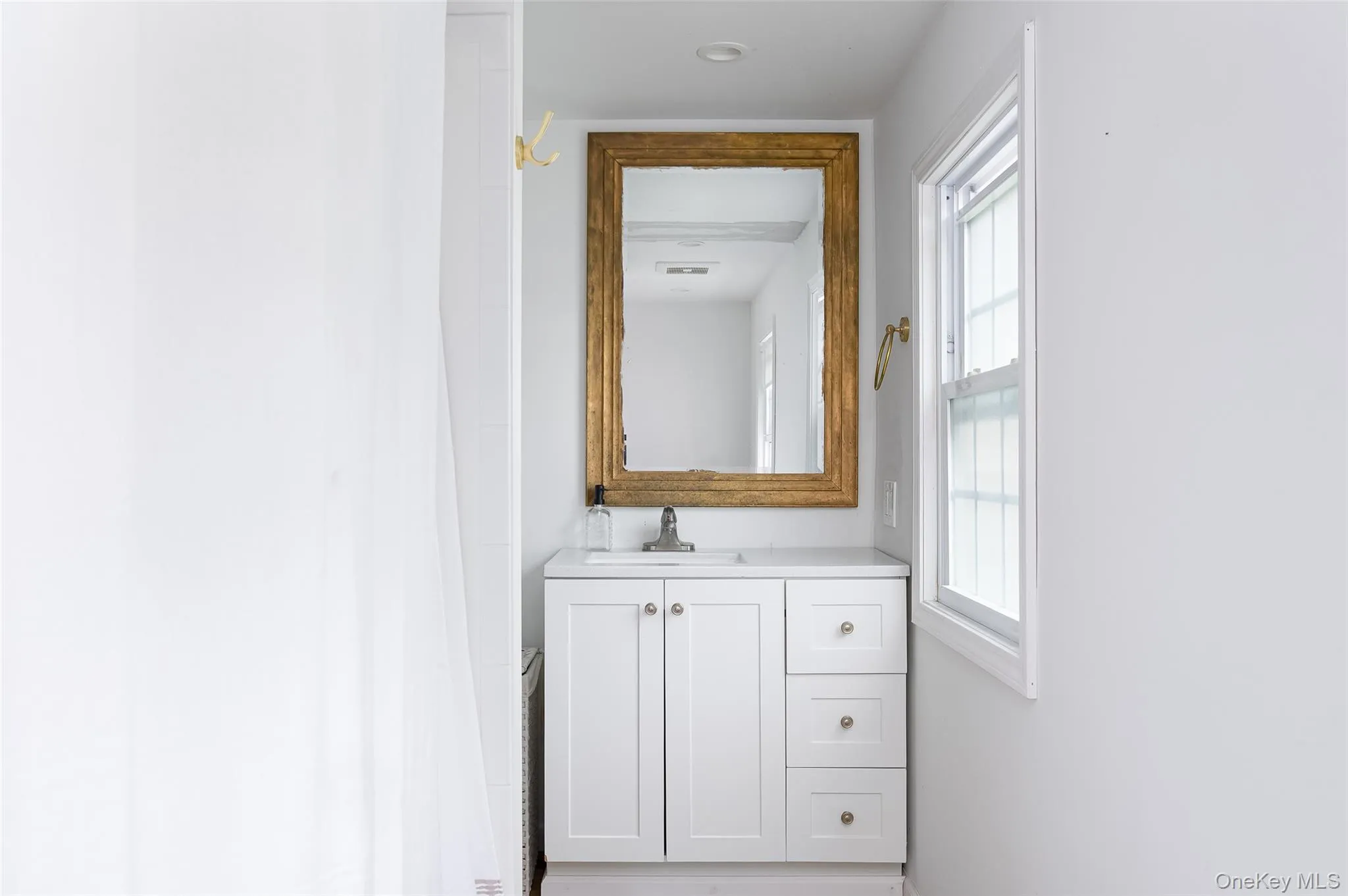 23 Howard Road, La Grange, NY, 3 Bedrooms Bedrooms, 8 Rooms Rooms,1 BathroomBathrooms,Residential,For Rent,Howard,0,985140 23 Howard Road, La Grange, NY, 3 Bedrooms Bedrooms, 8 Rooms Rooms,1 BathroomBathrooms,Residential,For Rent,Howard,0,985140