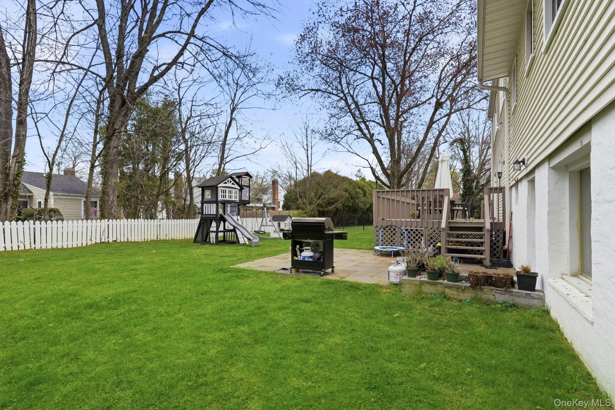 221 Mamaroneck Road, Scarsdale, NY, 4 Bedrooms Bedrooms, 8 Rooms Rooms,4 BathroomsBathrooms,Residential Lease,For Rent,Mamaroneck,0,985155 221 Mamaroneck Road, Scarsdale, NY, 4 Bedrooms Bedrooms, 8 Rooms Rooms,4 BathroomsBathrooms,Residential Lease,For Rent,Mamaroneck,0,985155