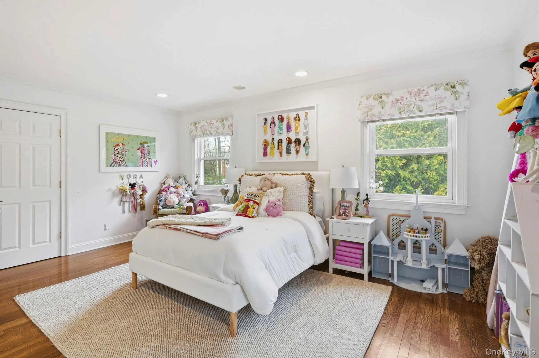 221 Mamaroneck Road, Scarsdale, NY, 4 Bedrooms Bedrooms, 8 Rooms Rooms,4 BathroomsBathrooms,Residential Lease,For Rent,Mamaroneck,0,985155 221 Mamaroneck Road, Scarsdale, NY, 4 Bedrooms Bedrooms, 8 Rooms Rooms,4 BathroomsBathrooms,Residential Lease,For Rent,Mamaroneck,0,985155