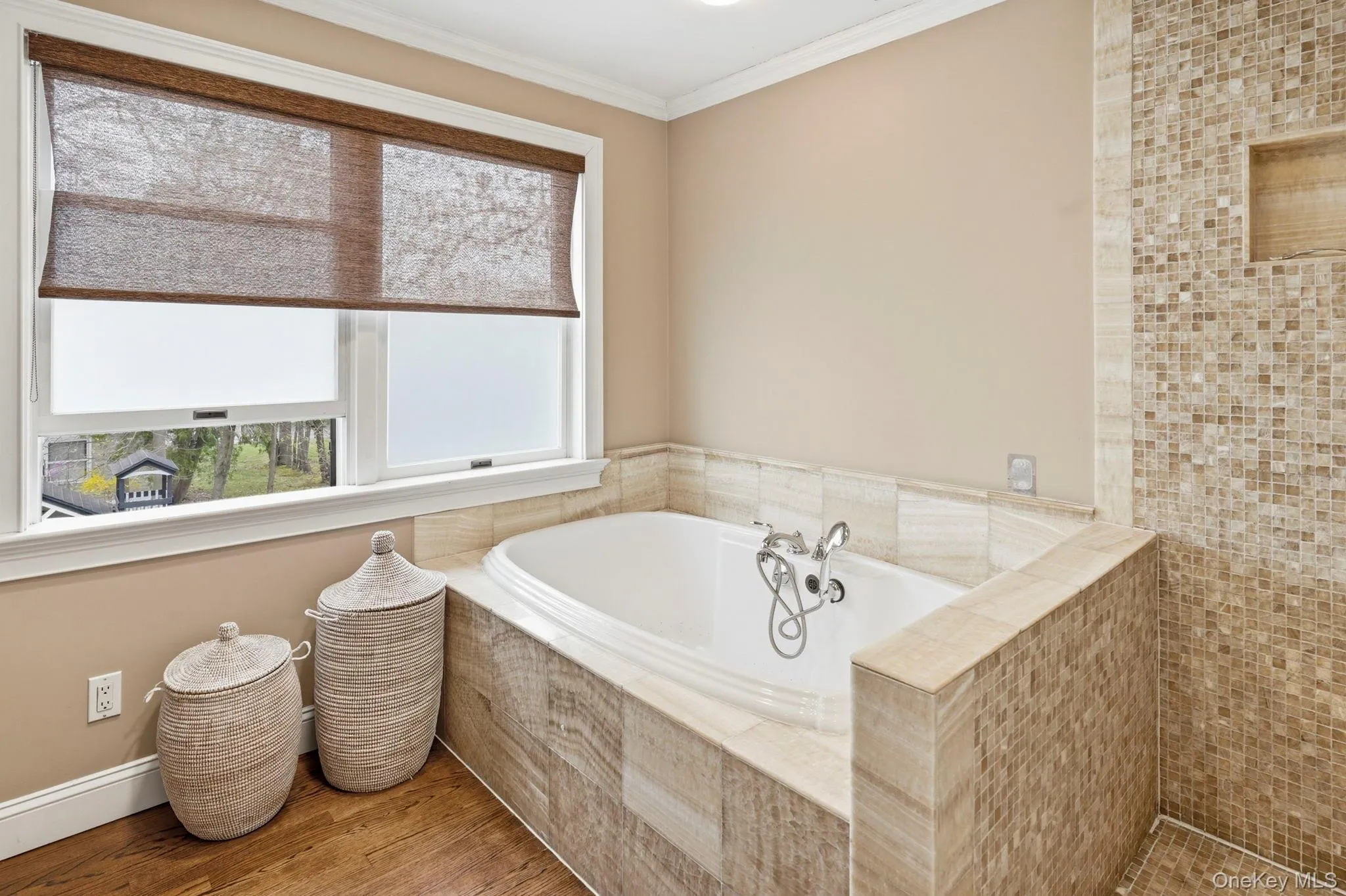 221 Mamaroneck Road, Scarsdale, NY, 4 Bedrooms Bedrooms, 8 Rooms Rooms,4 BathroomsBathrooms,Residential Lease,For Rent,Mamaroneck,0,985155 221 Mamaroneck Road, Scarsdale, NY, 4 Bedrooms Bedrooms, 8 Rooms Rooms,4 BathroomsBathrooms,Residential Lease,For Rent,Mamaroneck,0,985155