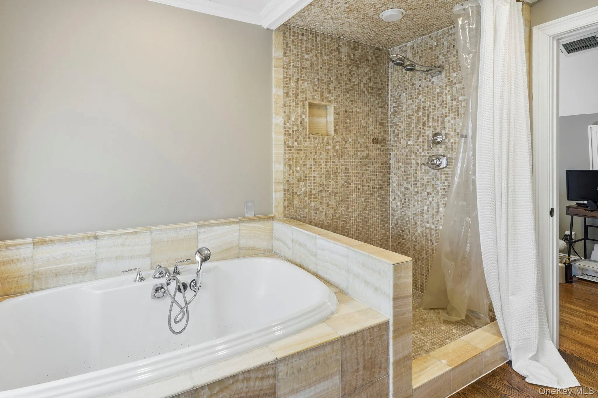 221 Mamaroneck Road, Scarsdale, NY, 4 Bedrooms Bedrooms, 8 Rooms Rooms,4 BathroomsBathrooms,Residential Lease,For Rent,Mamaroneck,0,985155 221 Mamaroneck Road, Scarsdale, NY, 4 Bedrooms Bedrooms, 8 Rooms Rooms,4 BathroomsBathrooms,Residential Lease,For Rent,Mamaroneck,0,985155