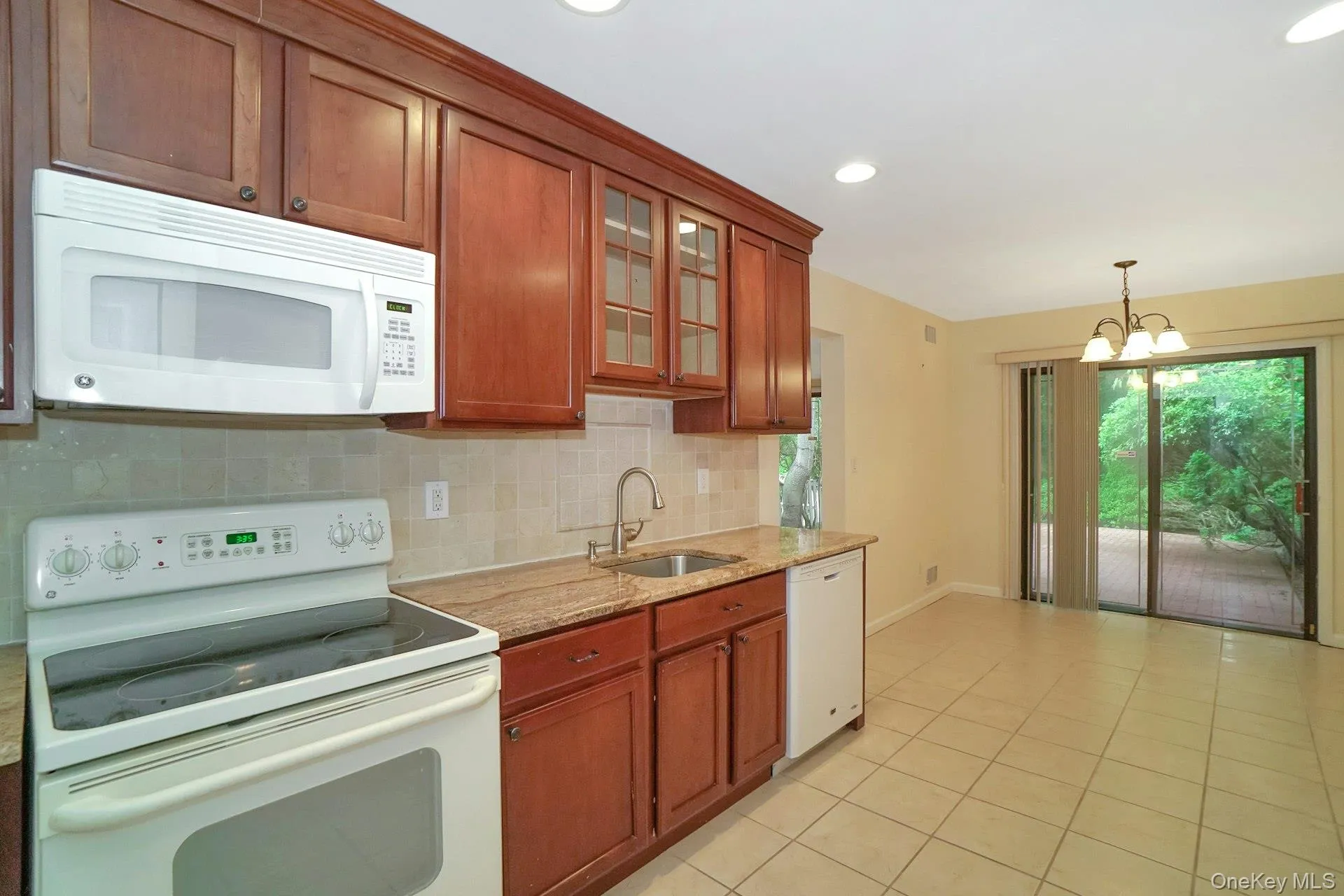 23 Meadowood Drive, Oyster Bay, NY, 3 Bedrooms Bedrooms, 5 Rooms Rooms,2 BathroomsBathrooms,Residential Lease,For Rent,Meadowood,0,985156 23 Meadowood Drive, Oyster Bay, NY, 3 Bedrooms Bedrooms, 5 Rooms Rooms,2 BathroomsBathrooms,Residential Lease,For Rent,Meadowood,0,985156