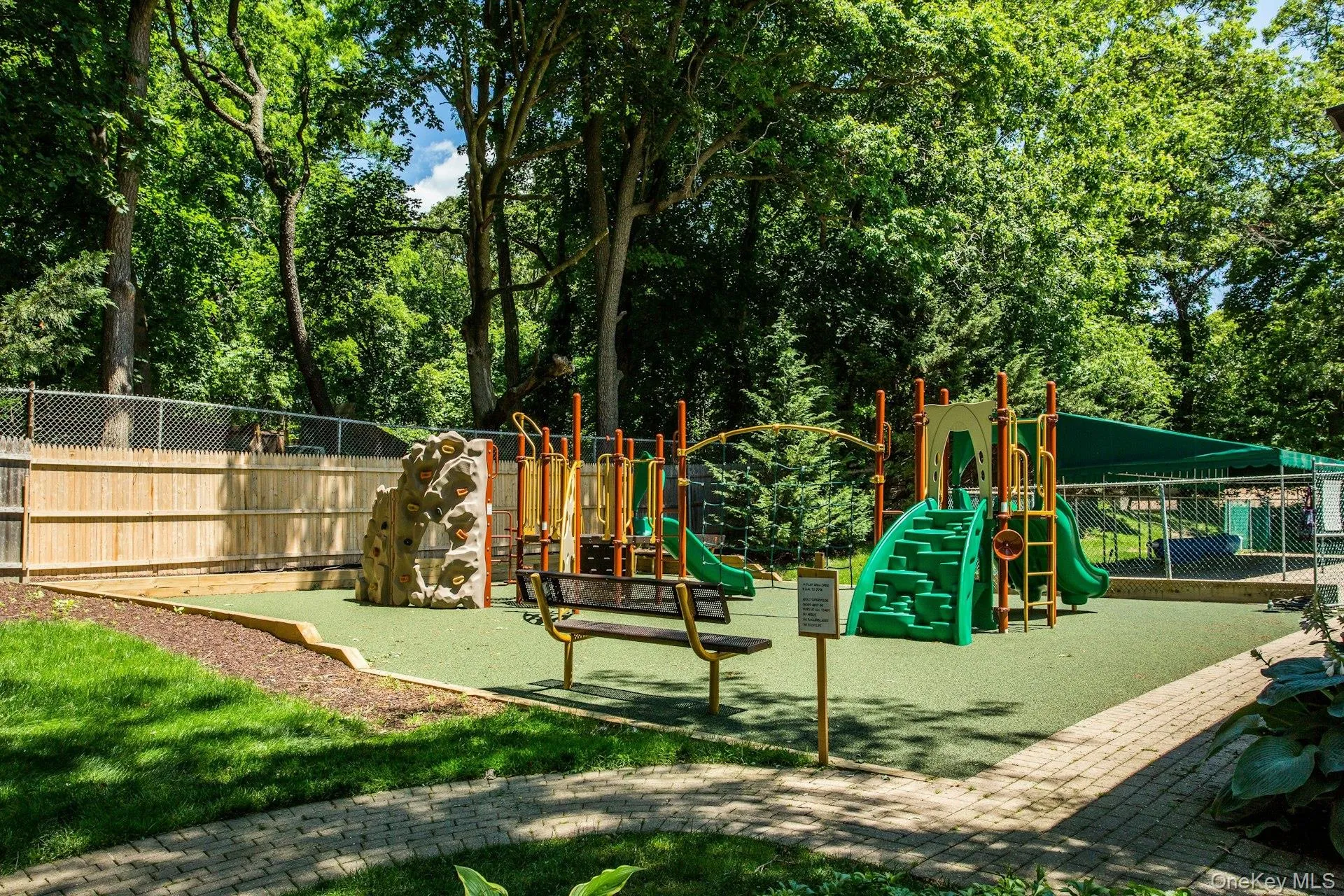23 Meadowood Drive, Oyster Bay, NY, 3 Bedrooms Bedrooms, 5 Rooms Rooms,2 BathroomsBathrooms,Residential Lease,For Rent,Meadowood,0,985156 23 Meadowood Drive, Oyster Bay, NY, 3 Bedrooms Bedrooms, 5 Rooms Rooms,2 BathroomsBathrooms,Residential Lease,For Rent,Meadowood,0,985156