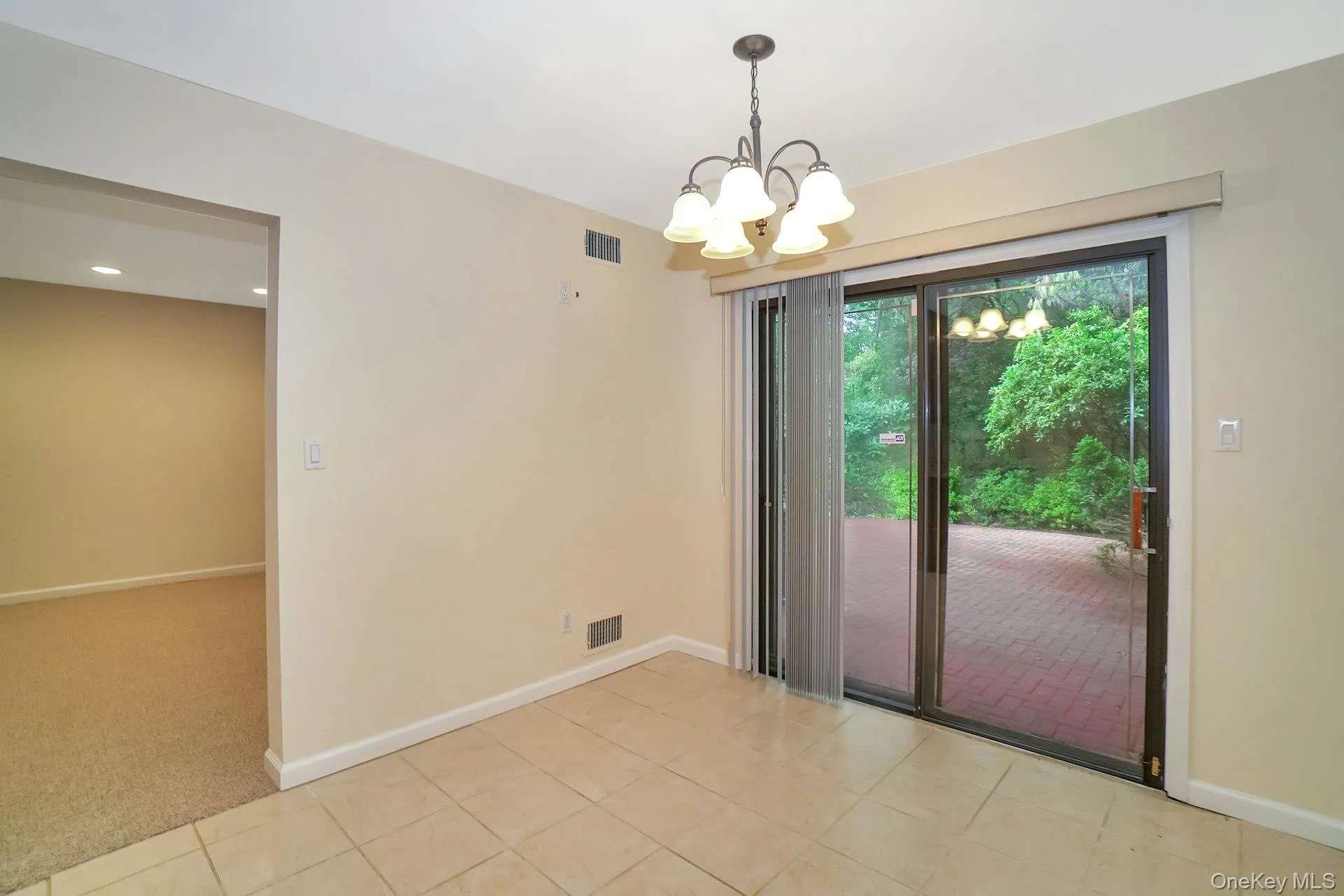 23 Meadowood Drive, Oyster Bay, NY, 3 Bedrooms Bedrooms, 5 Rooms Rooms,2 BathroomsBathrooms,Residential Lease,For Rent,Meadowood,0,985156 23 Meadowood Drive, Oyster Bay, NY, 3 Bedrooms Bedrooms, 5 Rooms Rooms,2 BathroomsBathrooms,Residential Lease,For Rent,Meadowood,0,985156